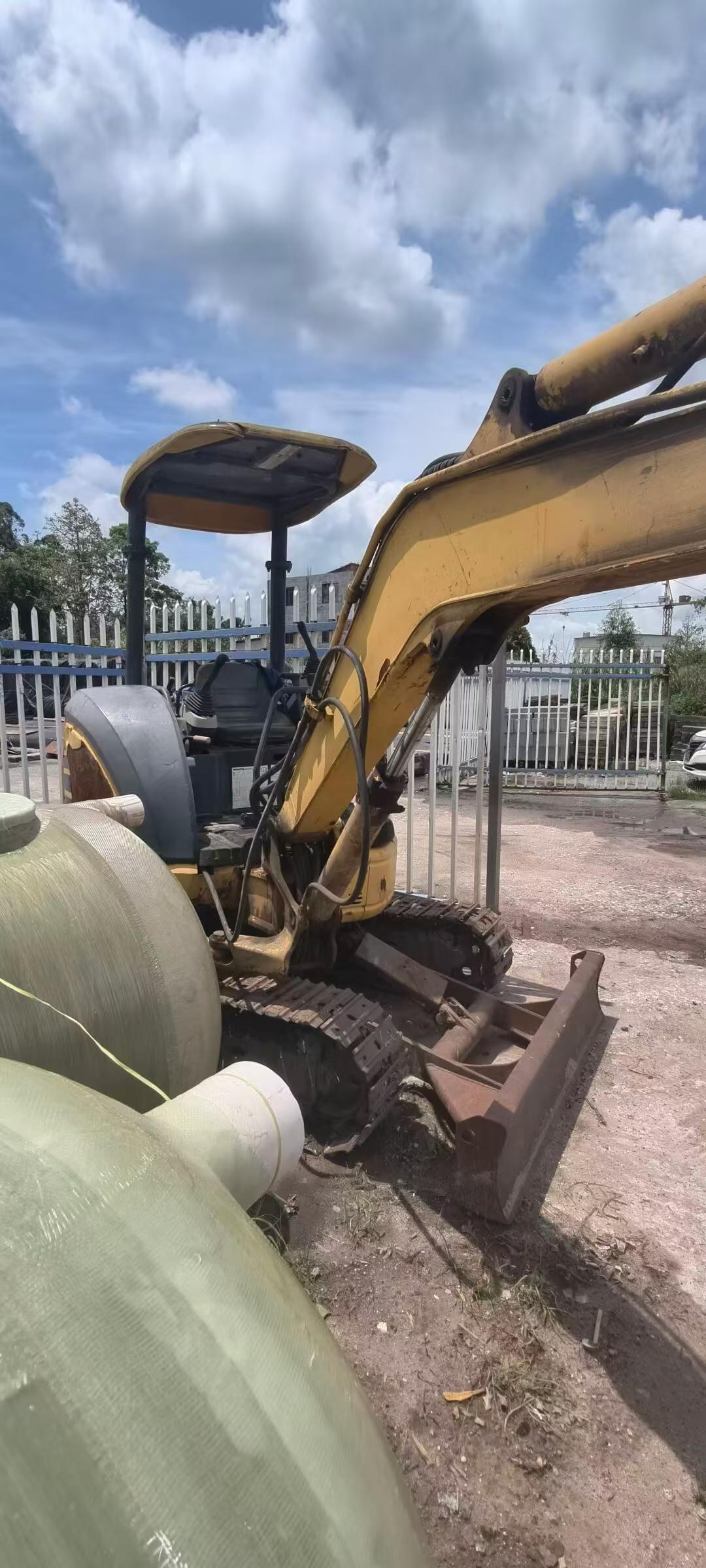 Buy Komatsu PC30-1 Used Excavator / 3