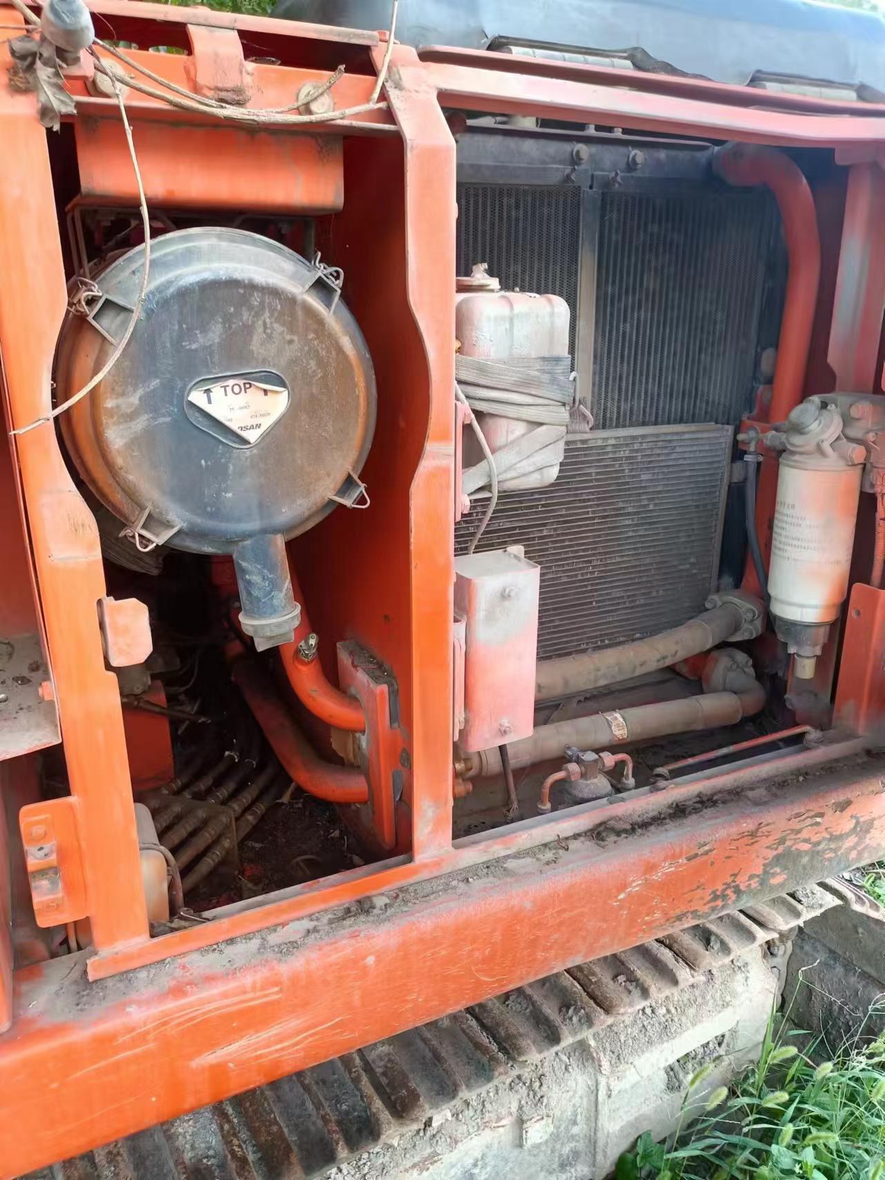Buy Doosan DX15 Used Excavator / 6