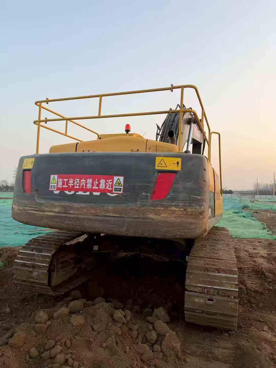 Buy Volvo EC290 Used Excavator / 2
