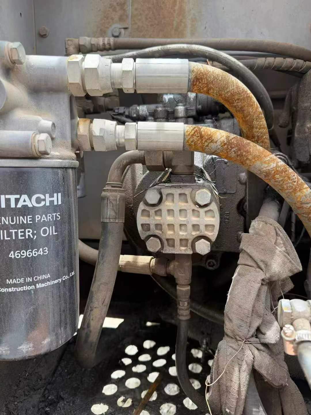 Buy Hitachi EX120-6 Used Excavator / 4