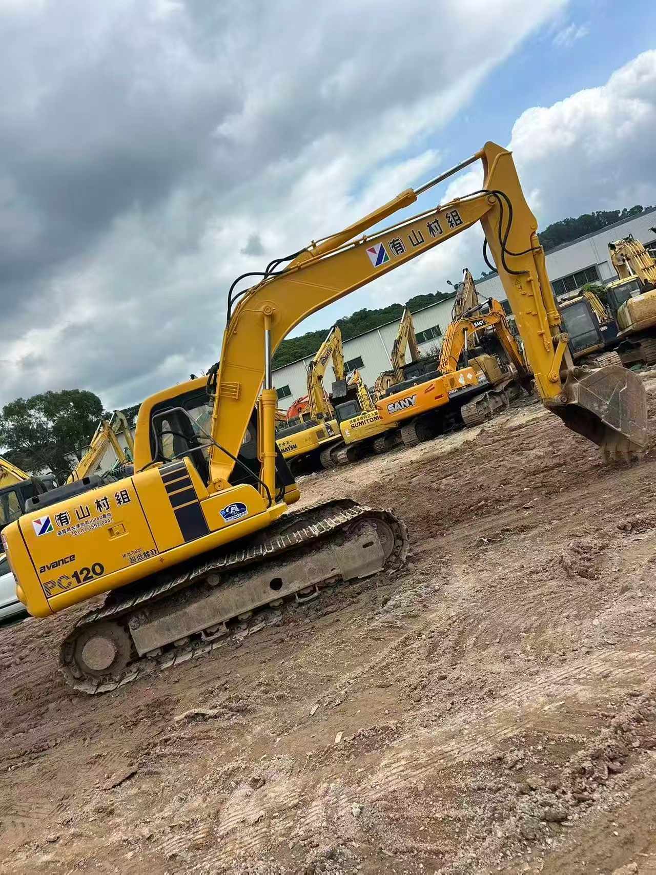 Buy Komatsu PC120-6E Used Excavator / 4