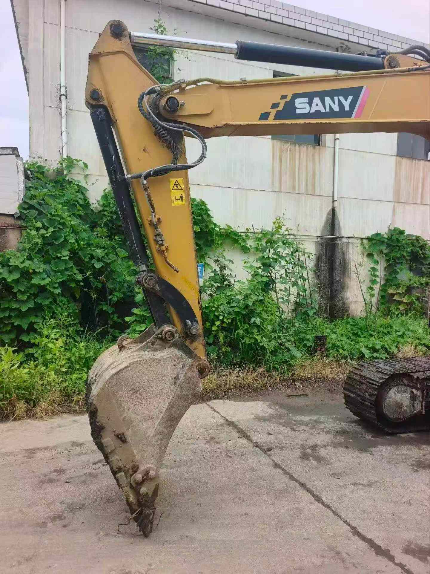 Buy Sany SY75 Used Excavator / 6