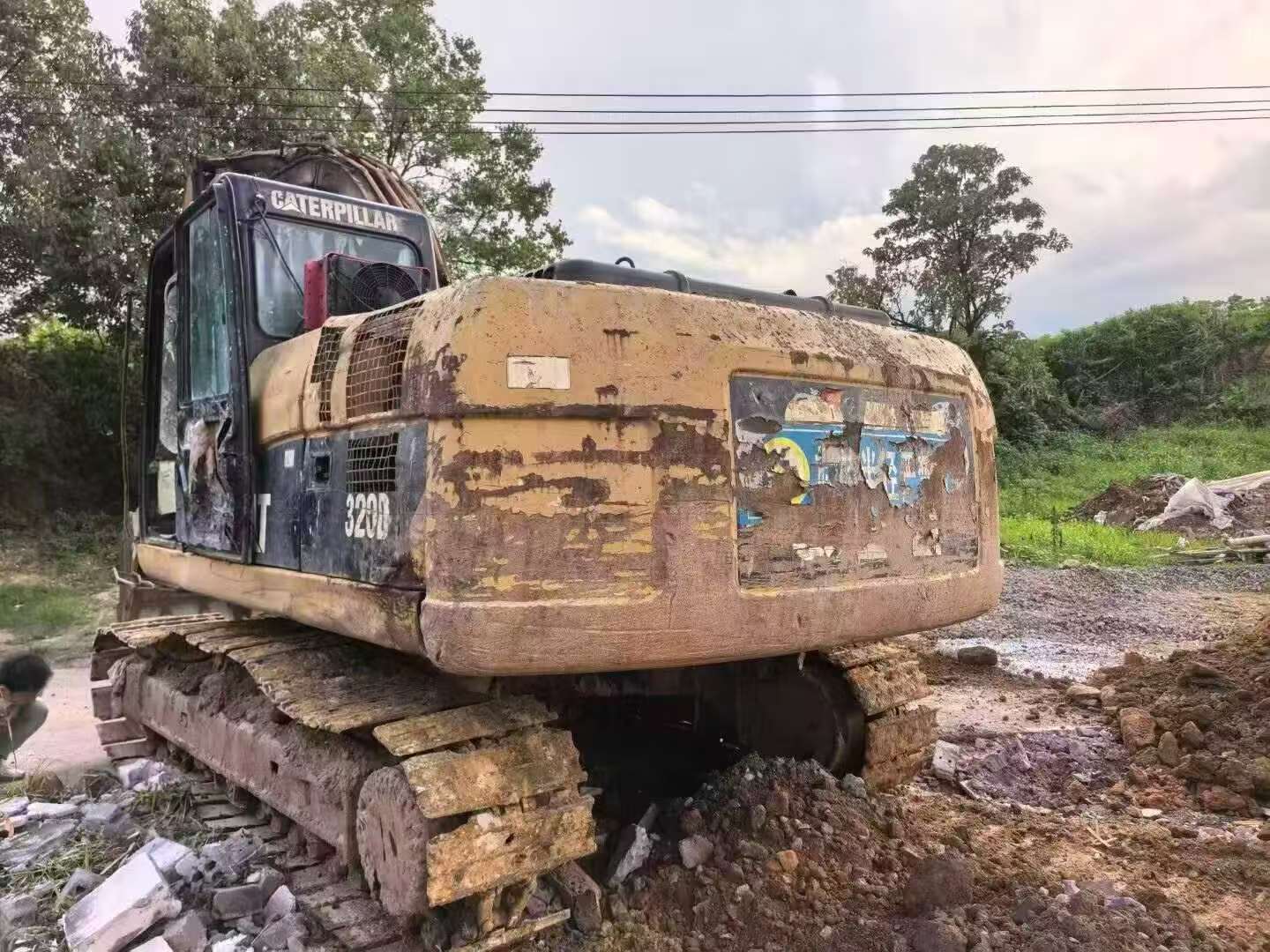 Buy Caterpillar 320D Used Excavator / 3