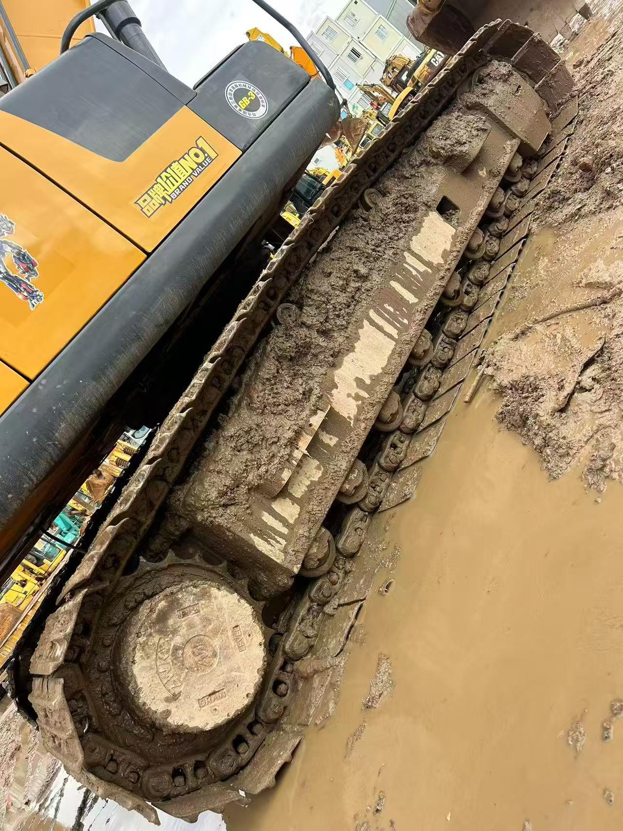 Buy XCMG XE215 Used Excavator / 6