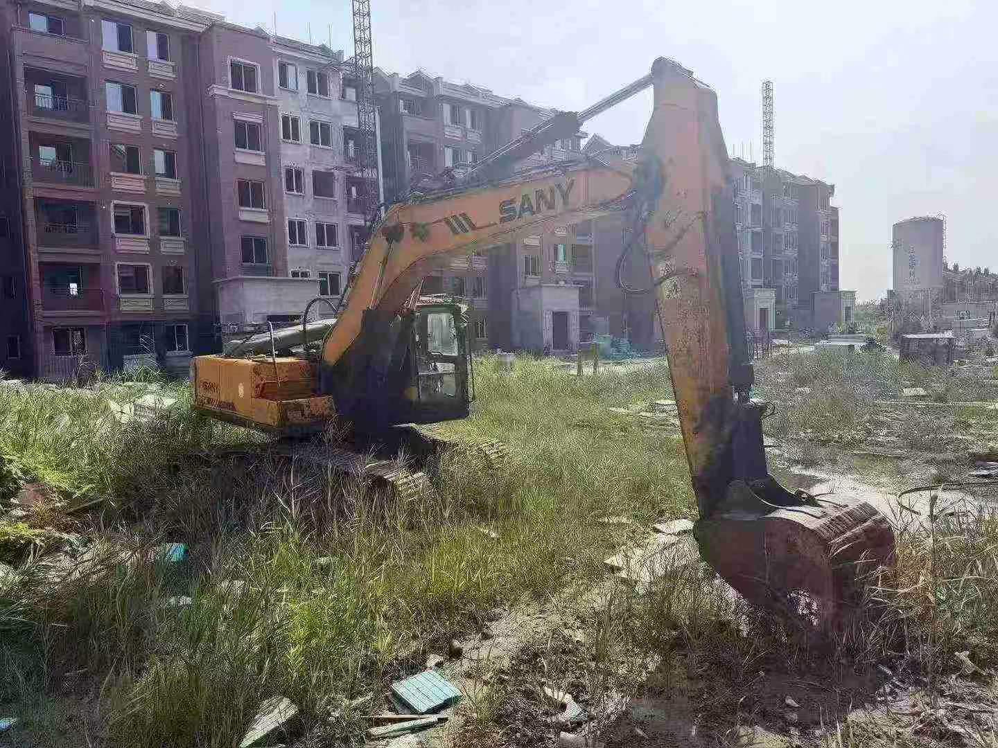 Buy Sany SY205C-8 Used Excavator / 2