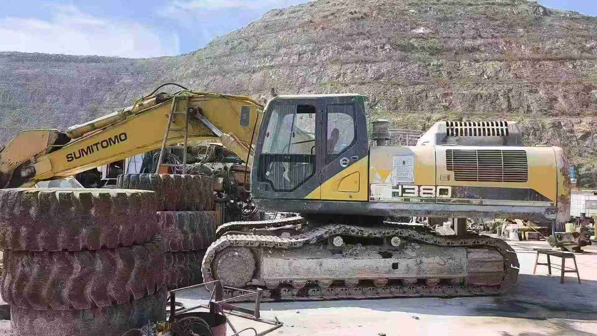Buy Sumitomo SH380-5 Used Excavator / 2