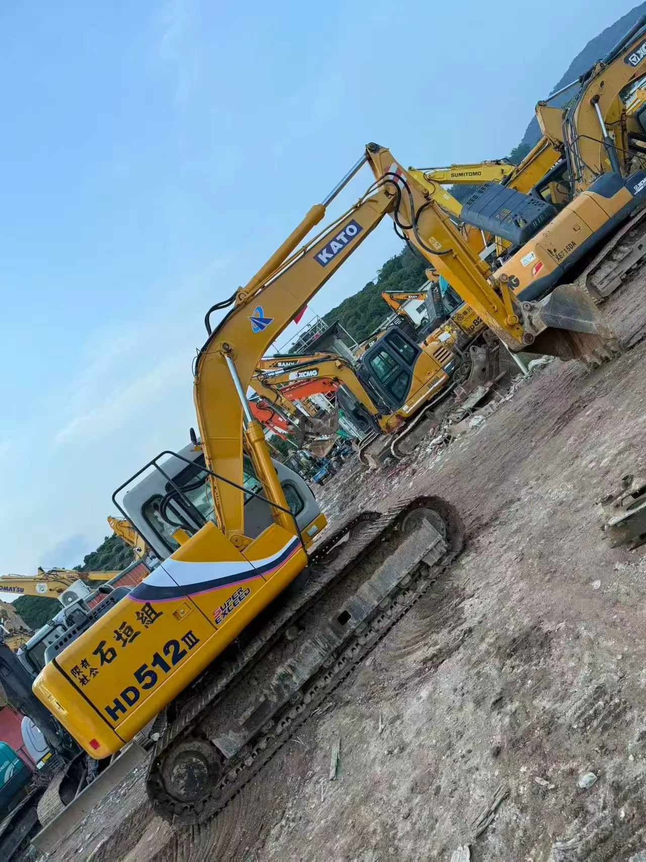 Buy Kato HD512-6 Used Excavator / 2