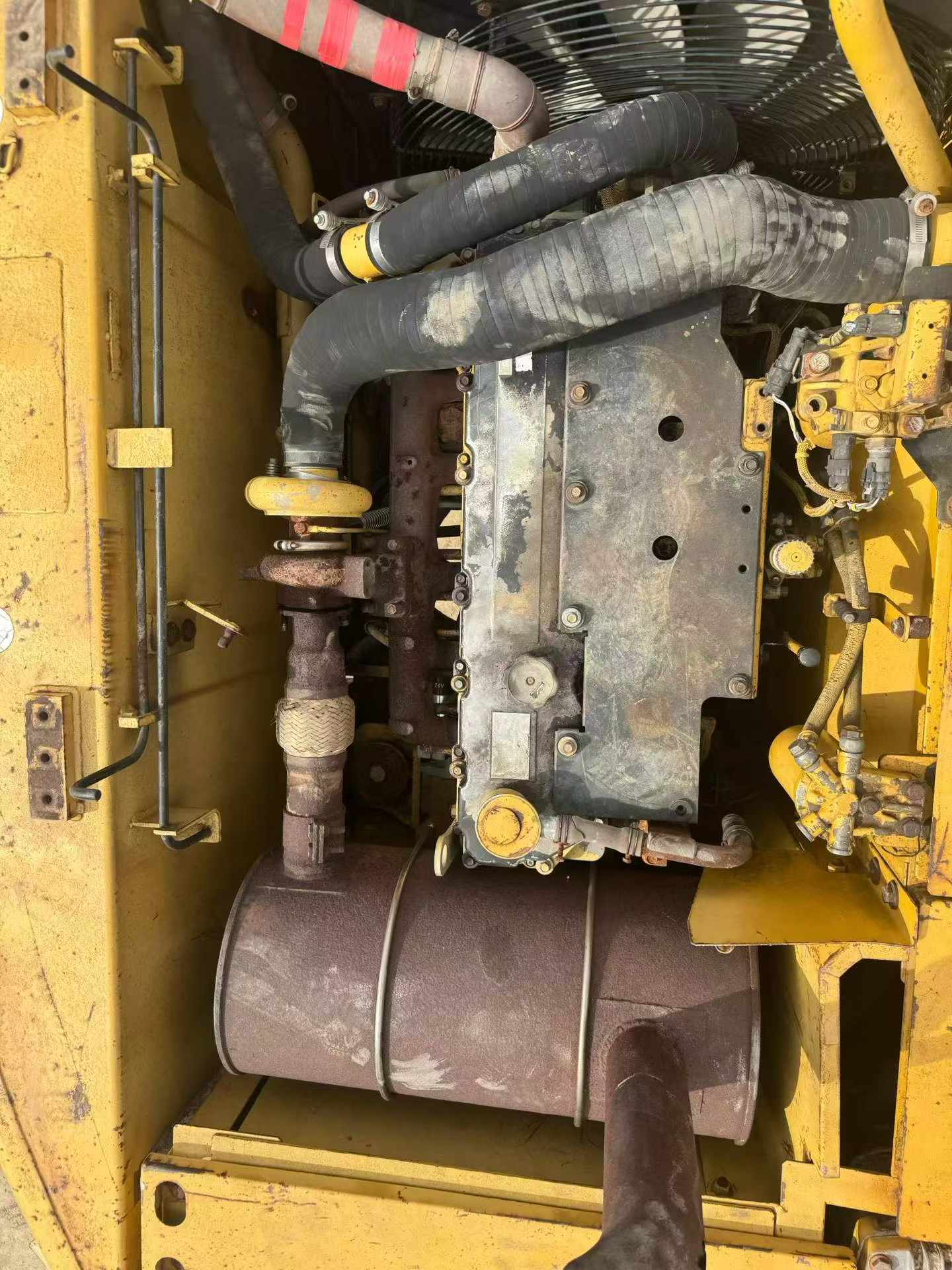 Buy Caterpillar 320D Used Excavator / 5