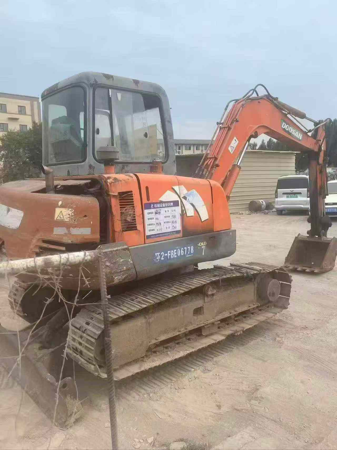 Buy Doosan DH55 Used Excavator / 3