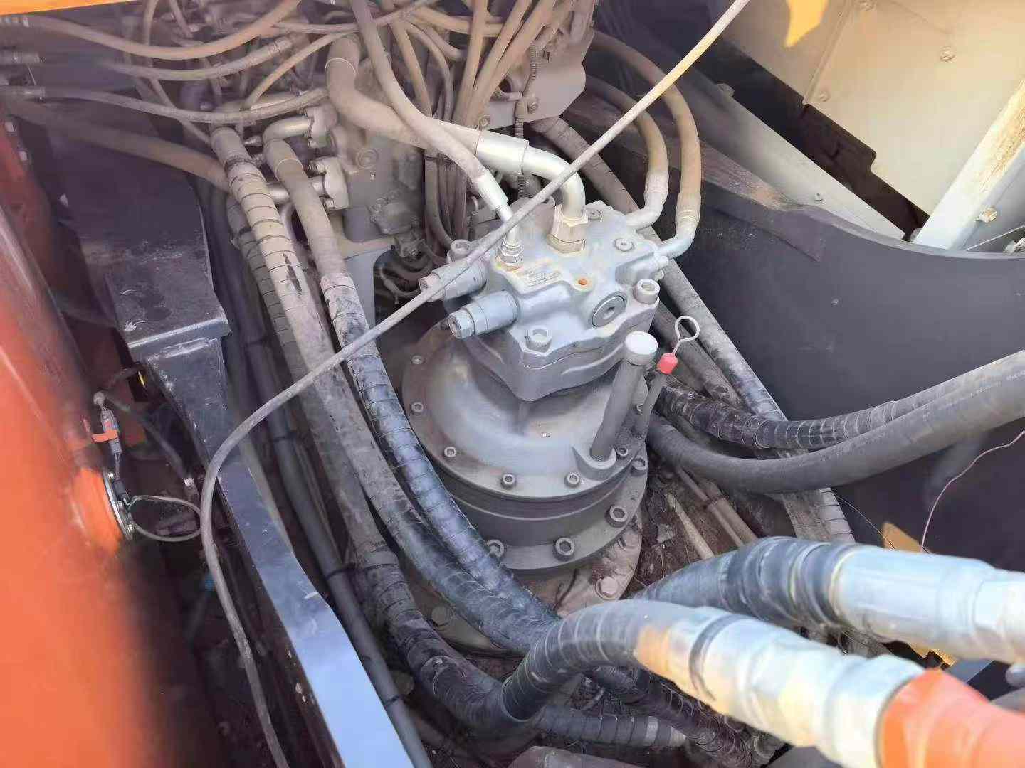 Купить Подержанный Экскаватор Hitachi ZX22U-2 / 2