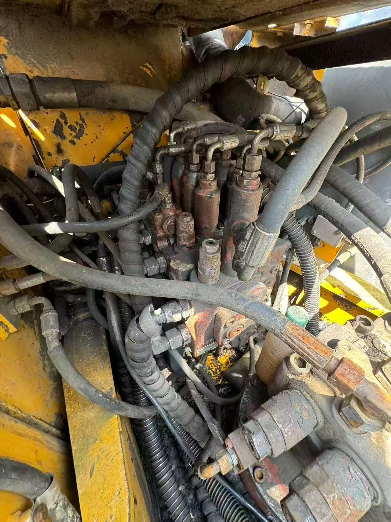 Buy XCMG XE150 Used Excavator / 2