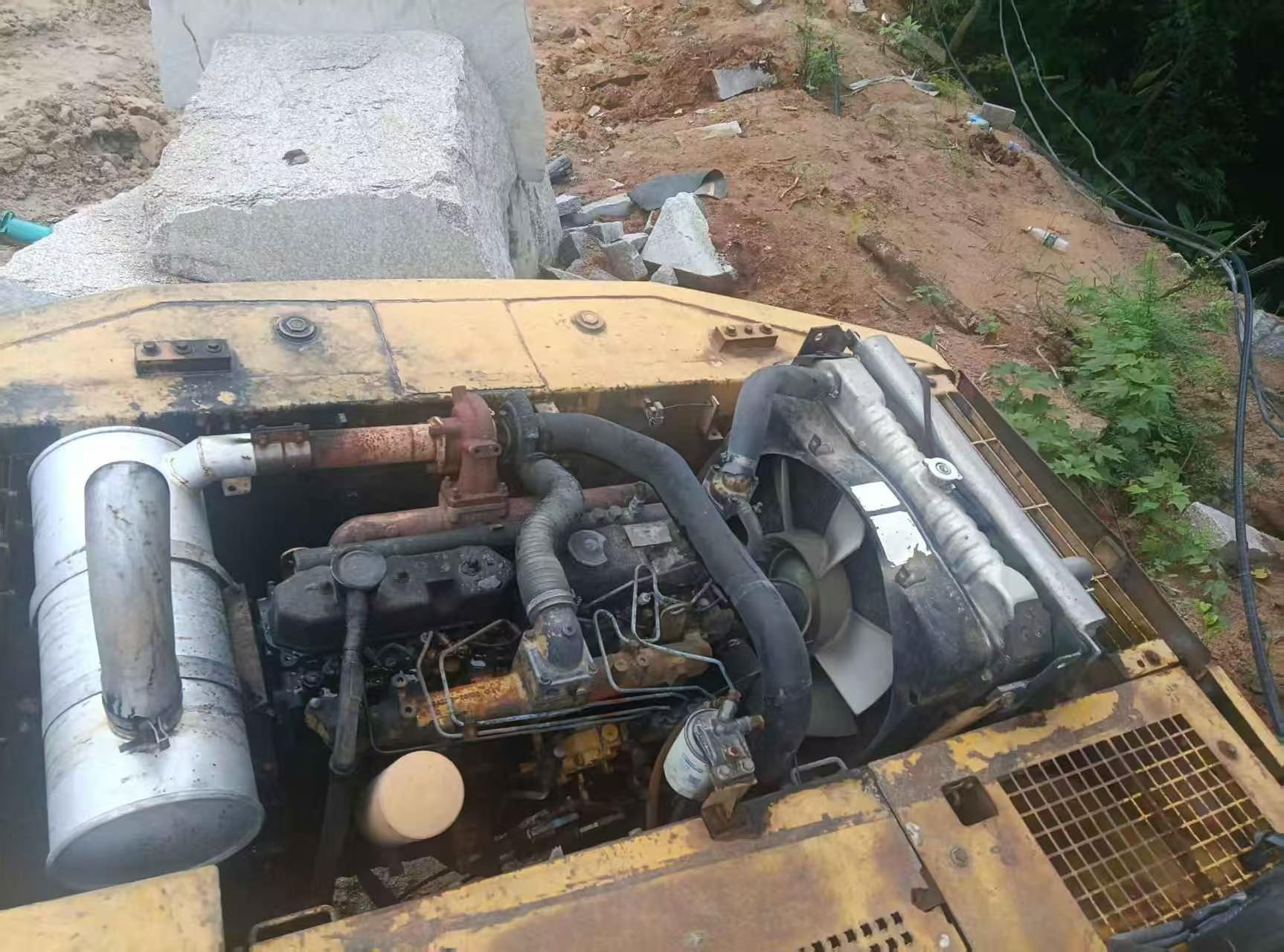 Buy Caterpillar 320B Used Excavator / 3