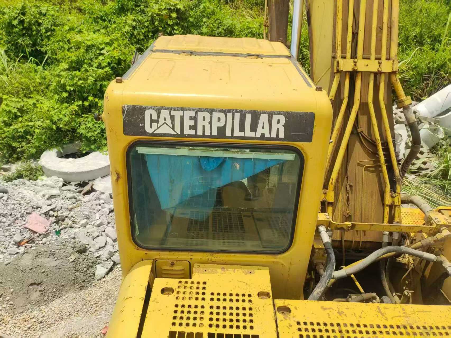 Buy Caterpillar 320C Used Excavator / 3