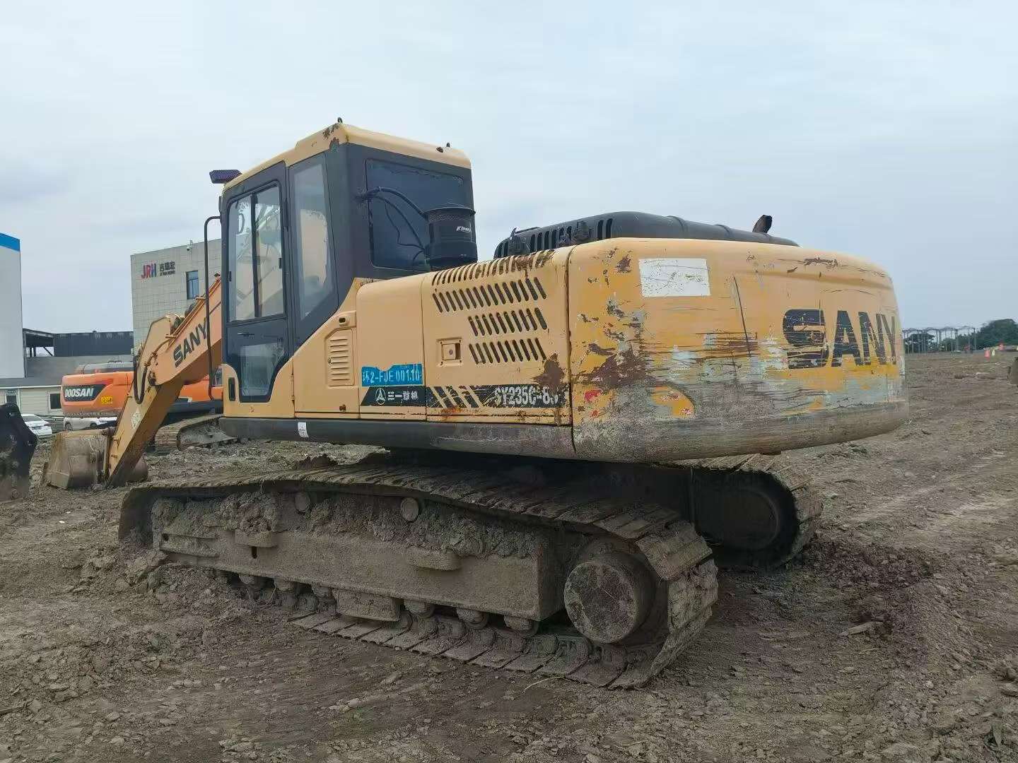 Buy Sany SY215C-8 Used Excavator / 2