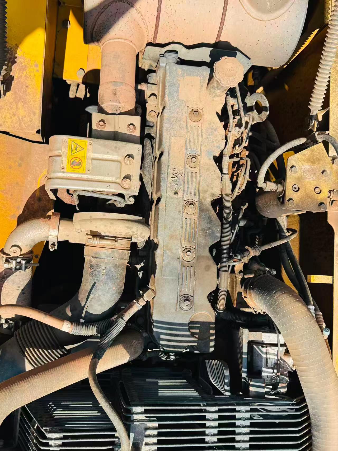 Buy Komatsu PC210 Used Excavator / 7