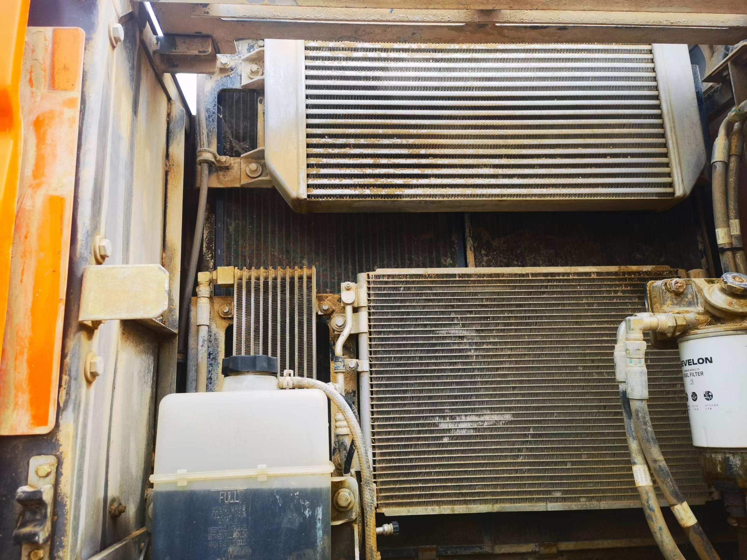 Buy Doosan DH215-7 Used Excavator / 9