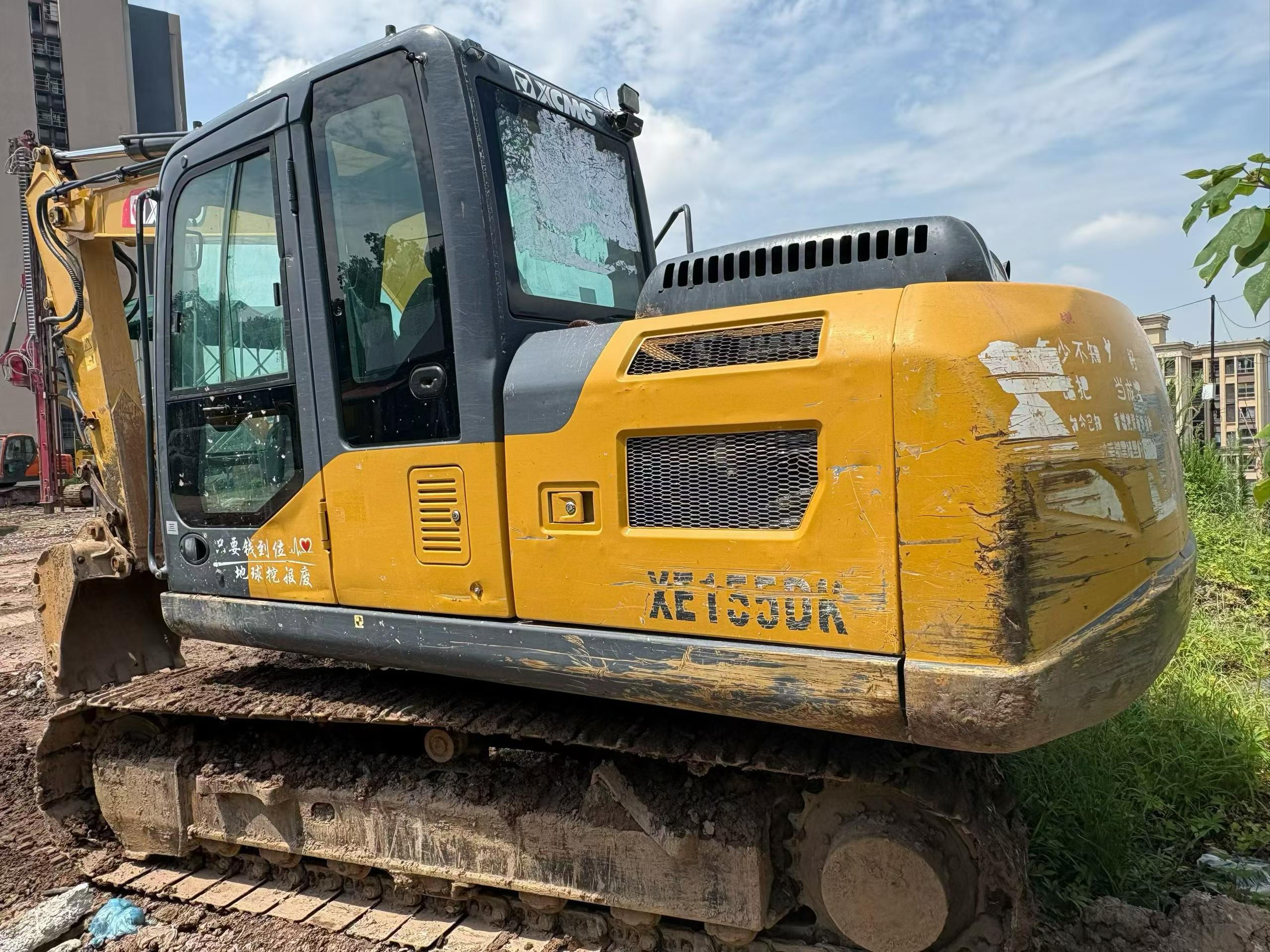 Buy XCMG XE135B Used Excavator / 7