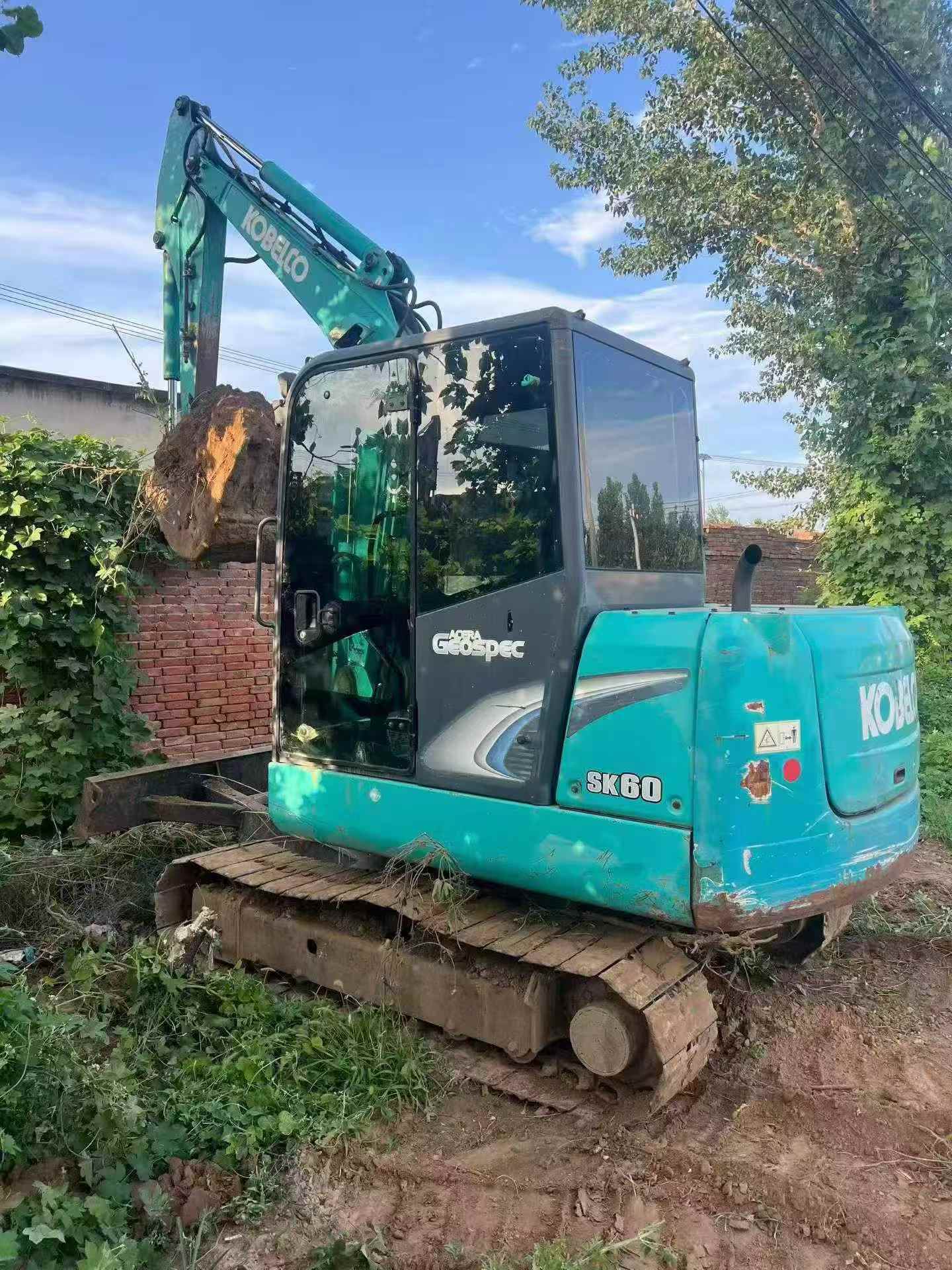 Купить Подержанный Экскаватор Kobelco SK60-8 / 4
