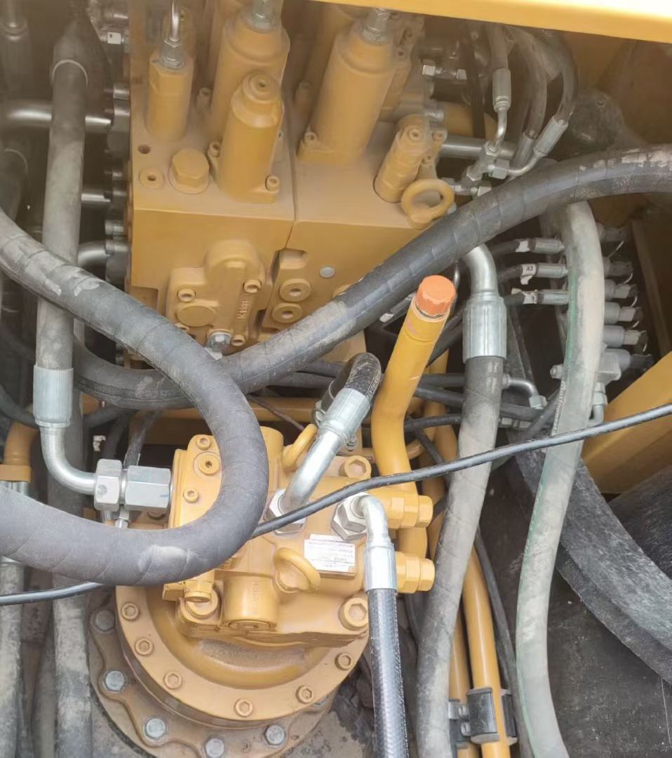 Buy Sany SY200C Used Excavator / 6