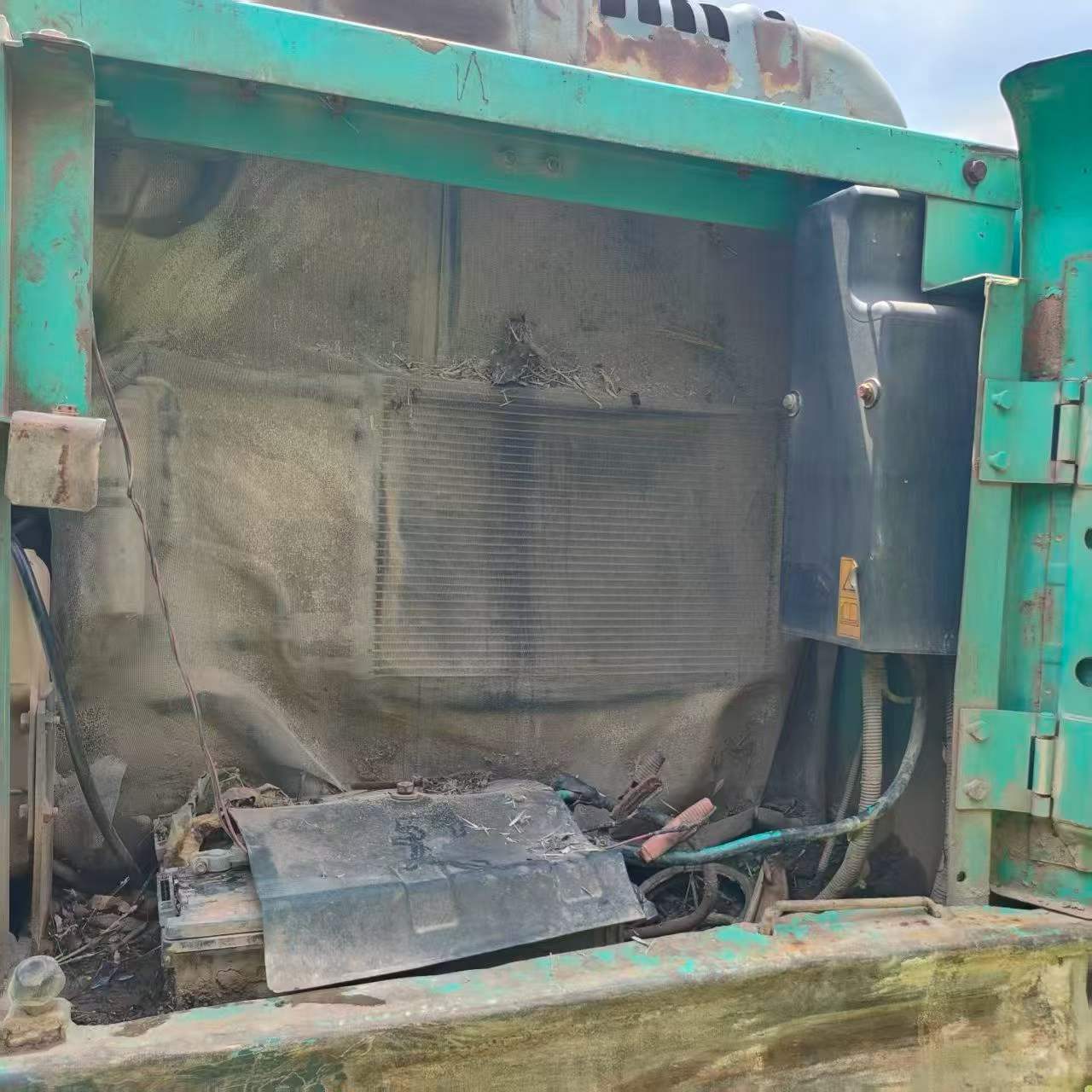Buy Kobelco SK210 Used Excavator / 8