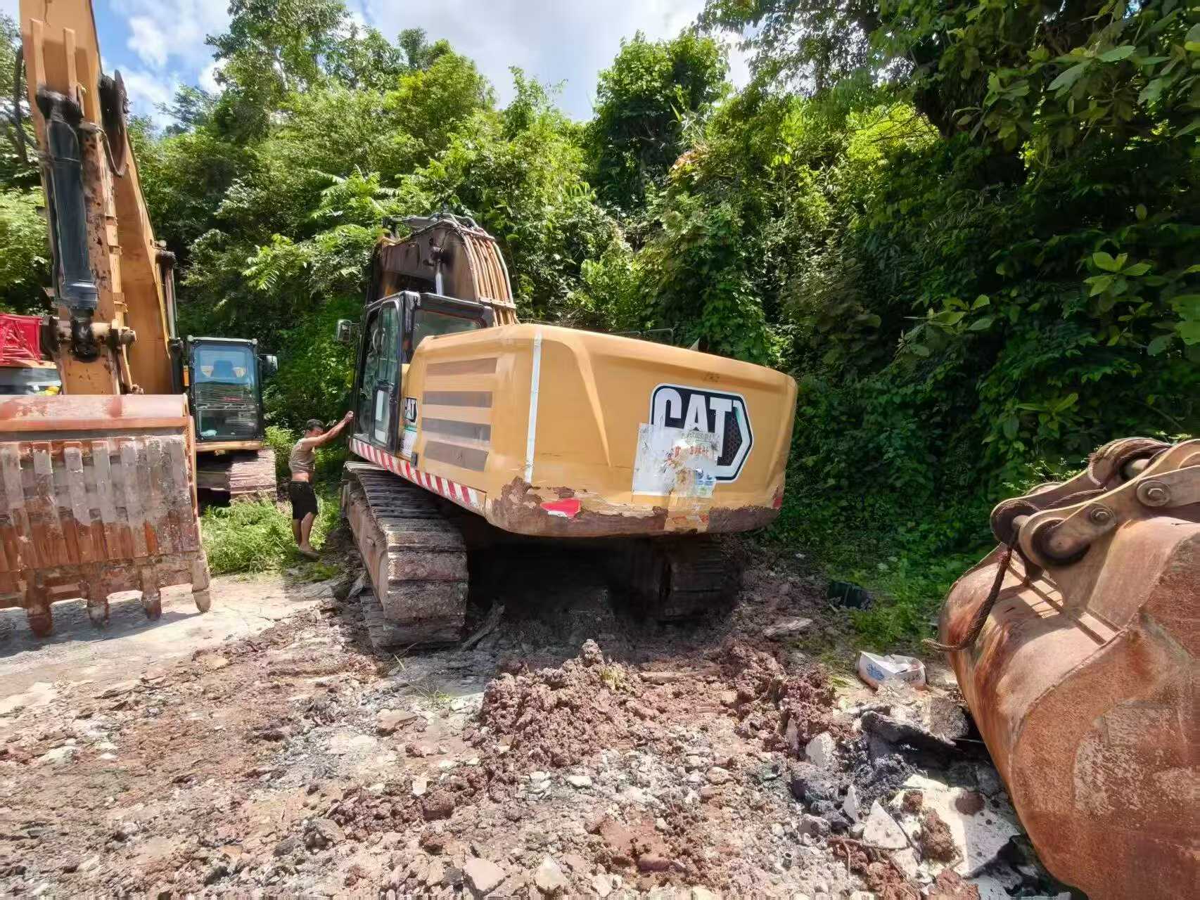 Buy Caterpillar 336E Used Excavator / 5