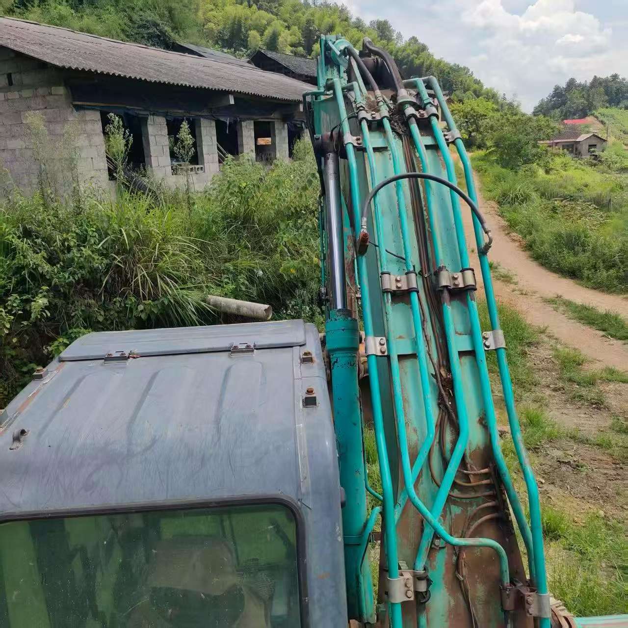 Buy Kobelco SK210 Used Excavator / 7