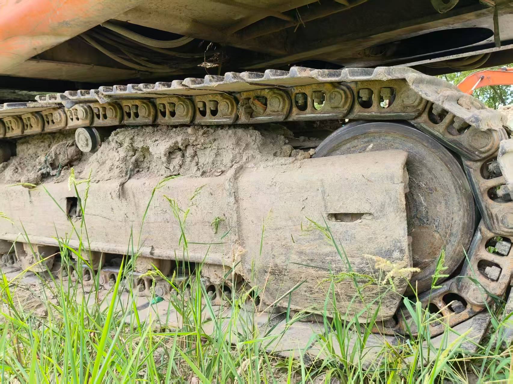 Buy Hitachi ZX200-6 Used Excavator / 8