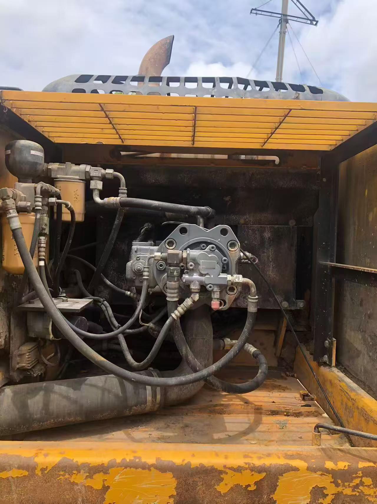 Buy Kato Used Excavator / 7