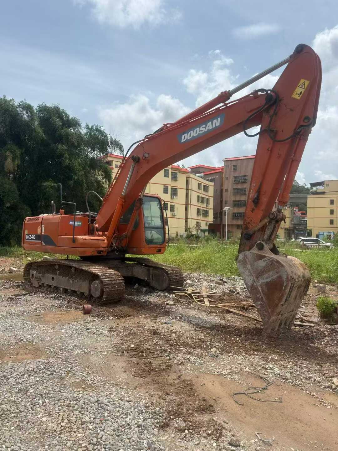 Comprar Doosan DH215-9 Usado Escavadeira