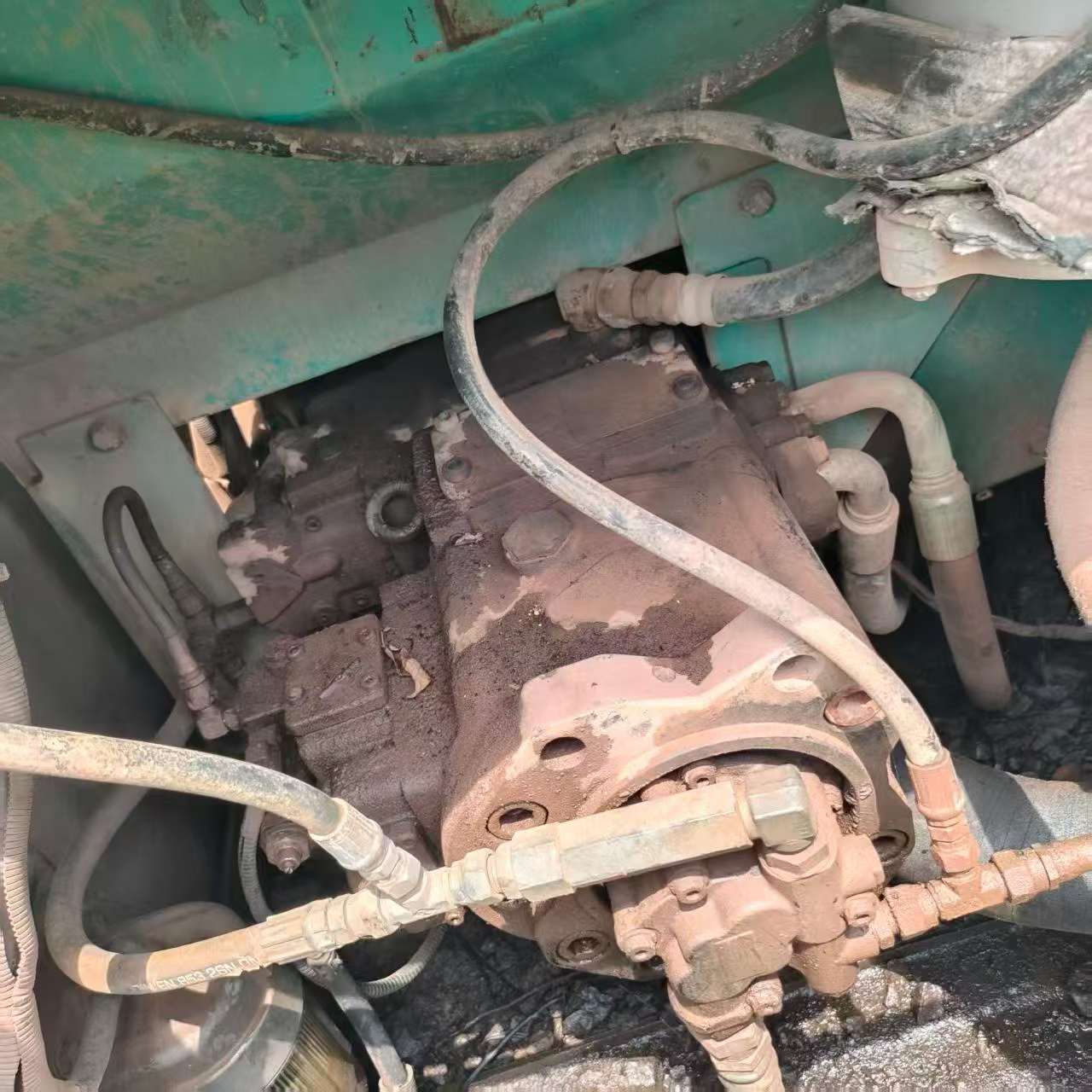 Buy Kobelco SK210 Used Excavator / 4