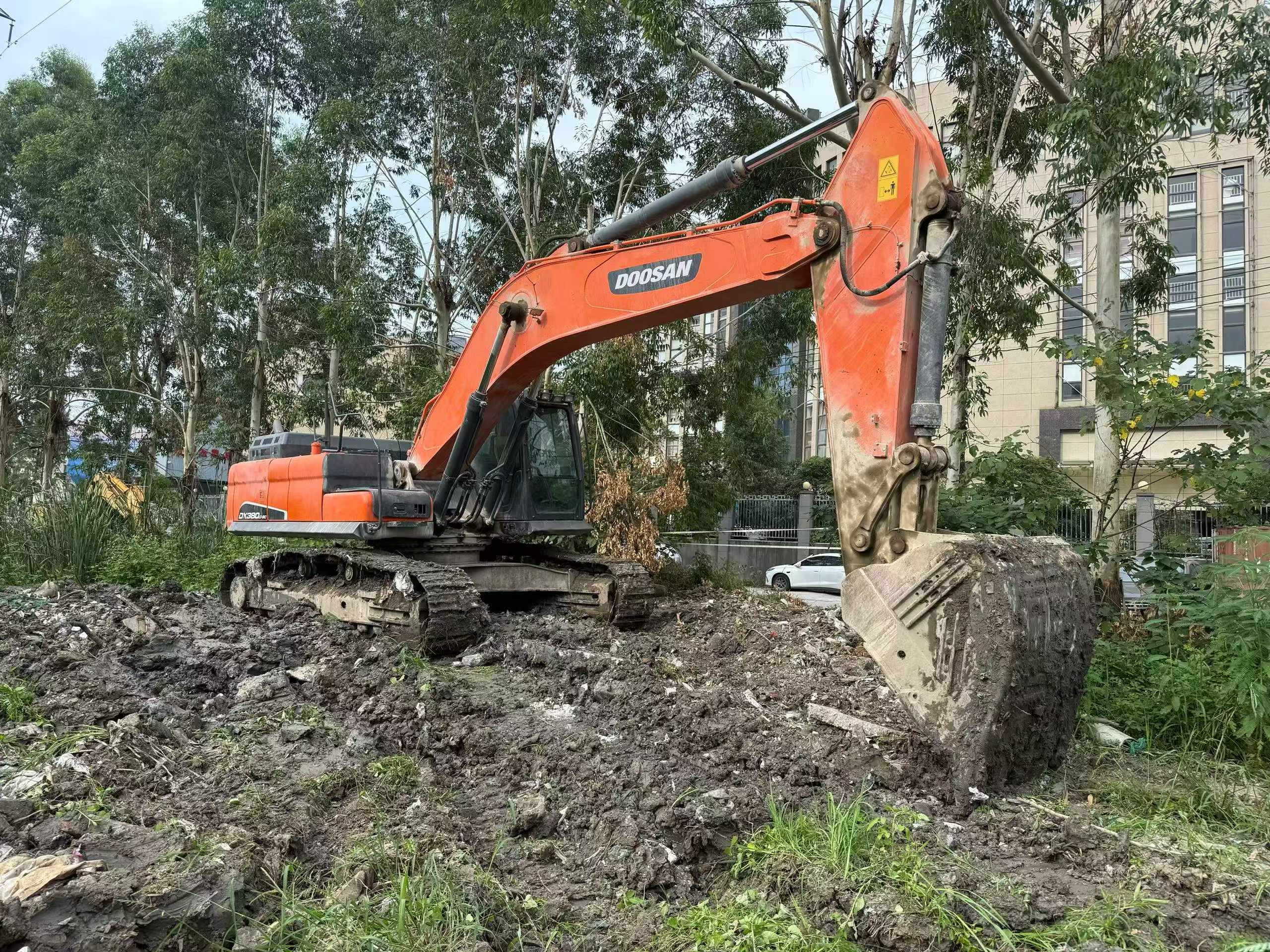 Comprar Doosan DX380 Usado Escavadeira