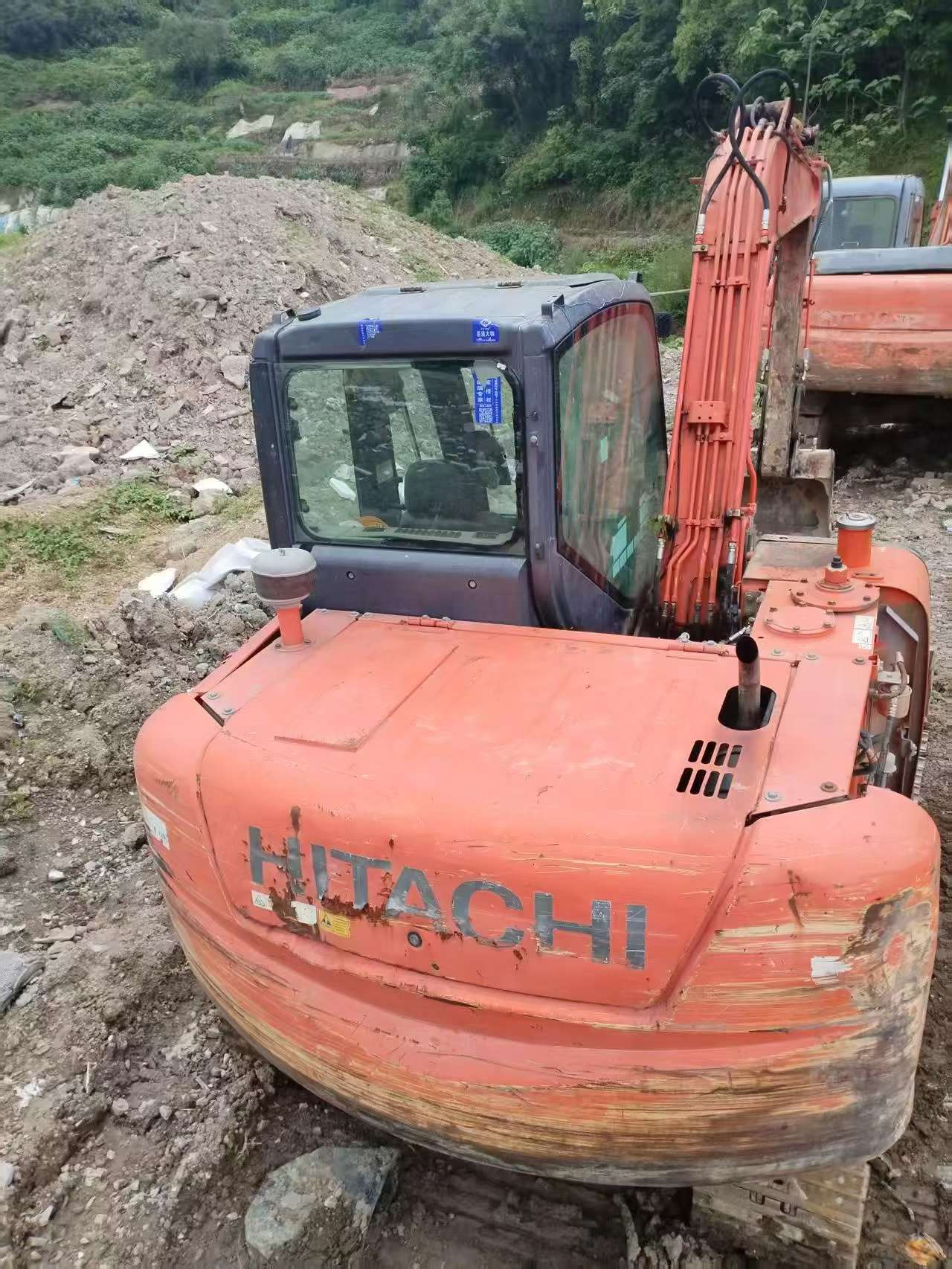 Buy Hitachi Used Excavator / 2