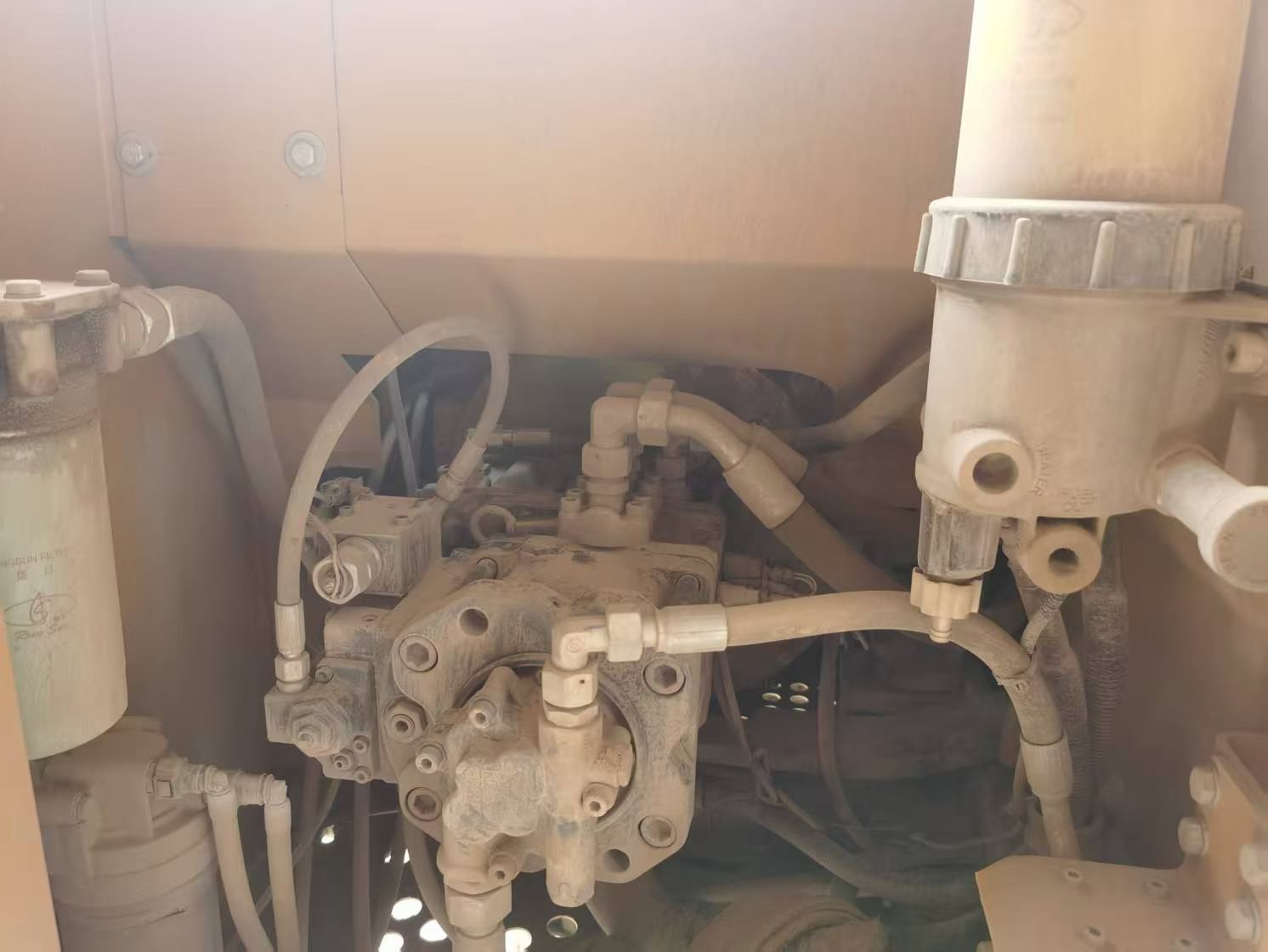 Buy XCMG XE135B Used Excavator / 5