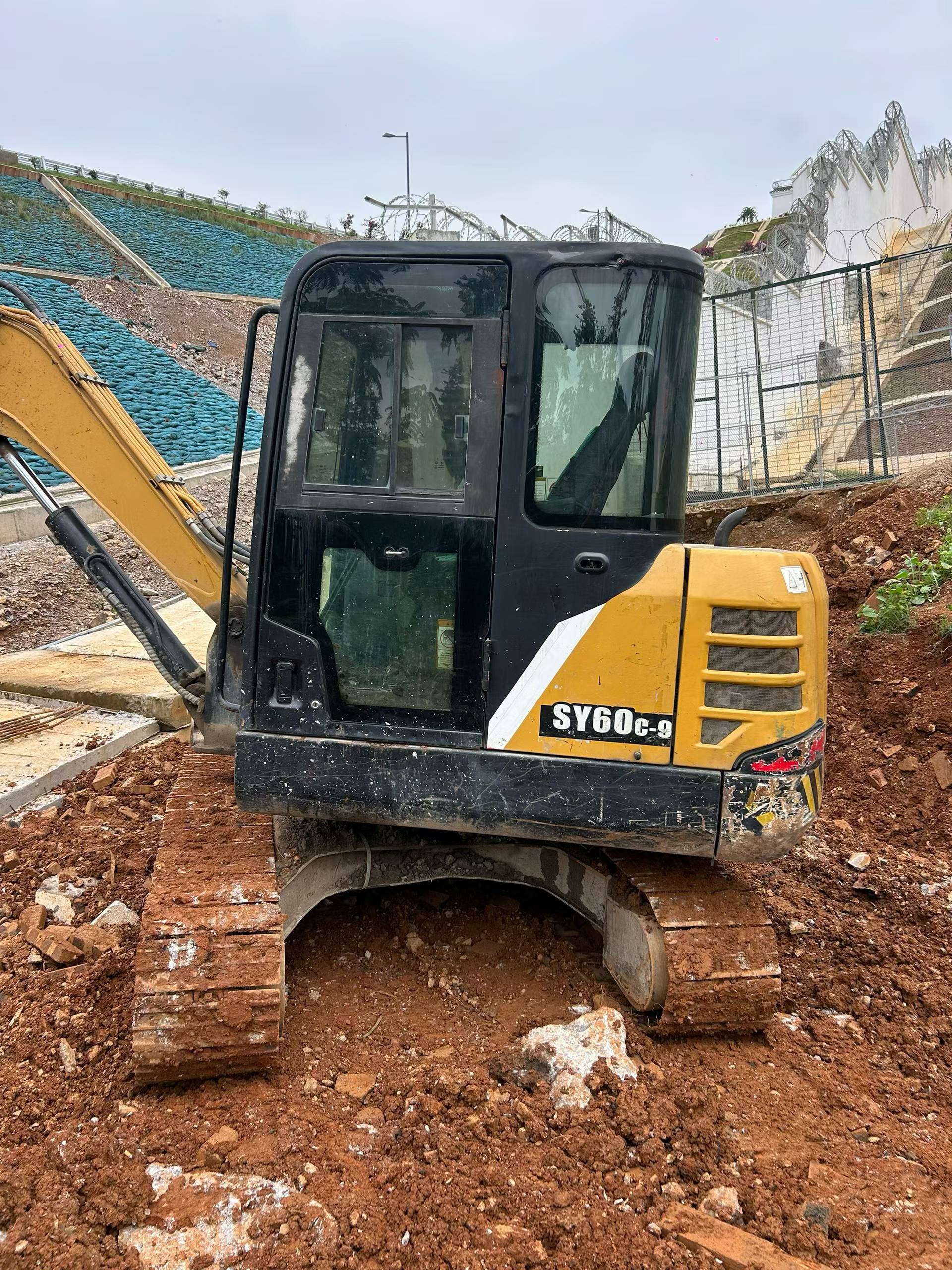 Buy Sany SY55 Used Excavator / 6