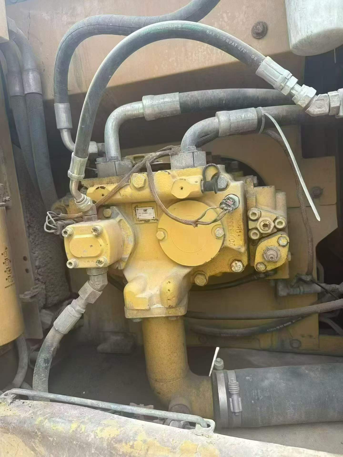 Buy Caterpillar 320A Used Excavator / 4