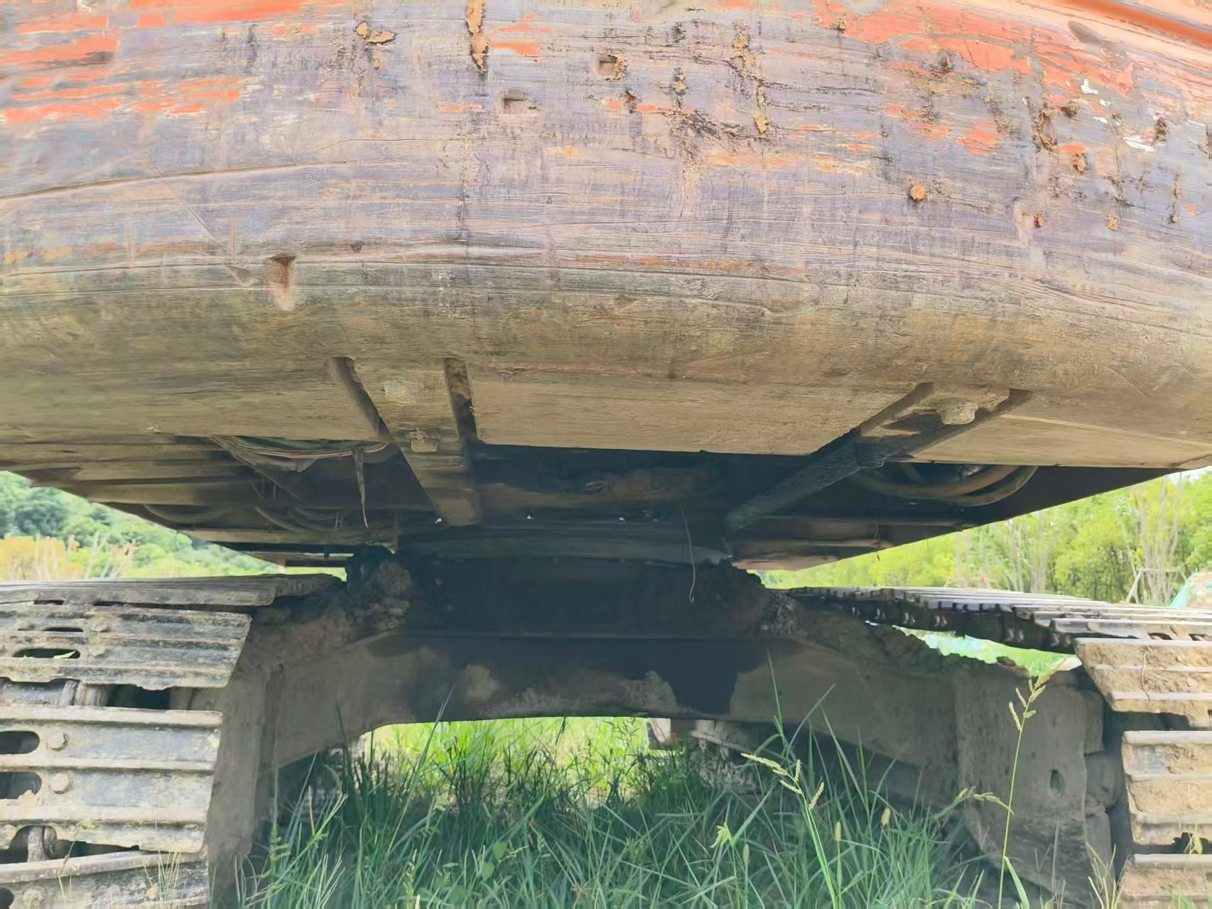 Buy Hitachi ZX200-6 Used Excavator / 9