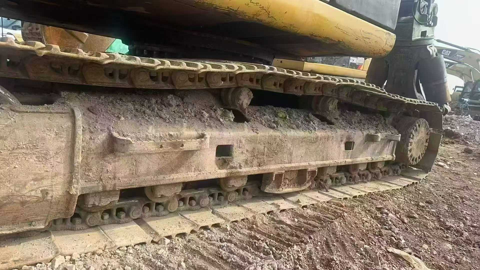 Buy Caterpillar 320A Used Excavator / 6