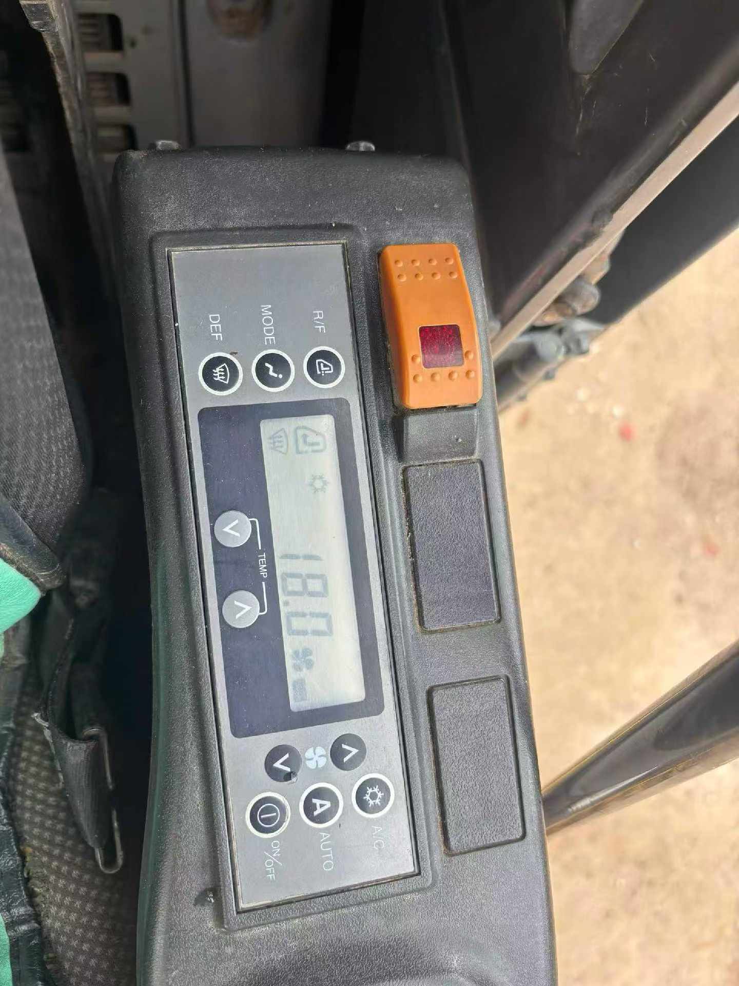 Buy Sumitomo SH120 Used Excavator / 9