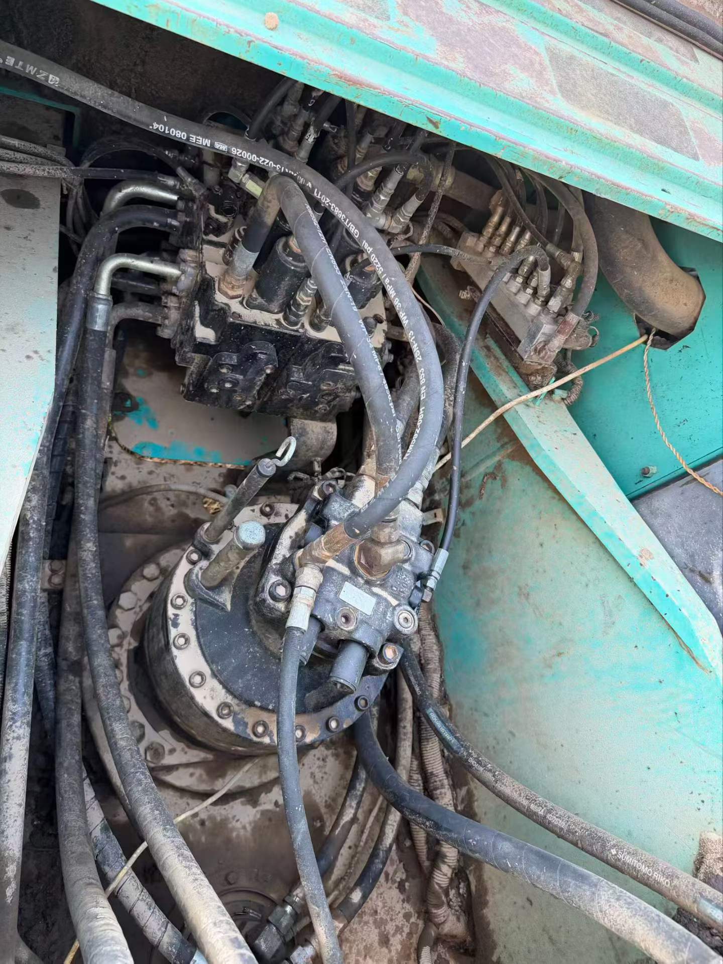 Buy Kobelco SK250 Used Excavator / 4