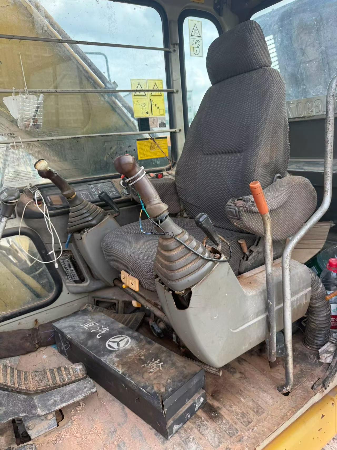 Buy Kato Used Excavator / 5