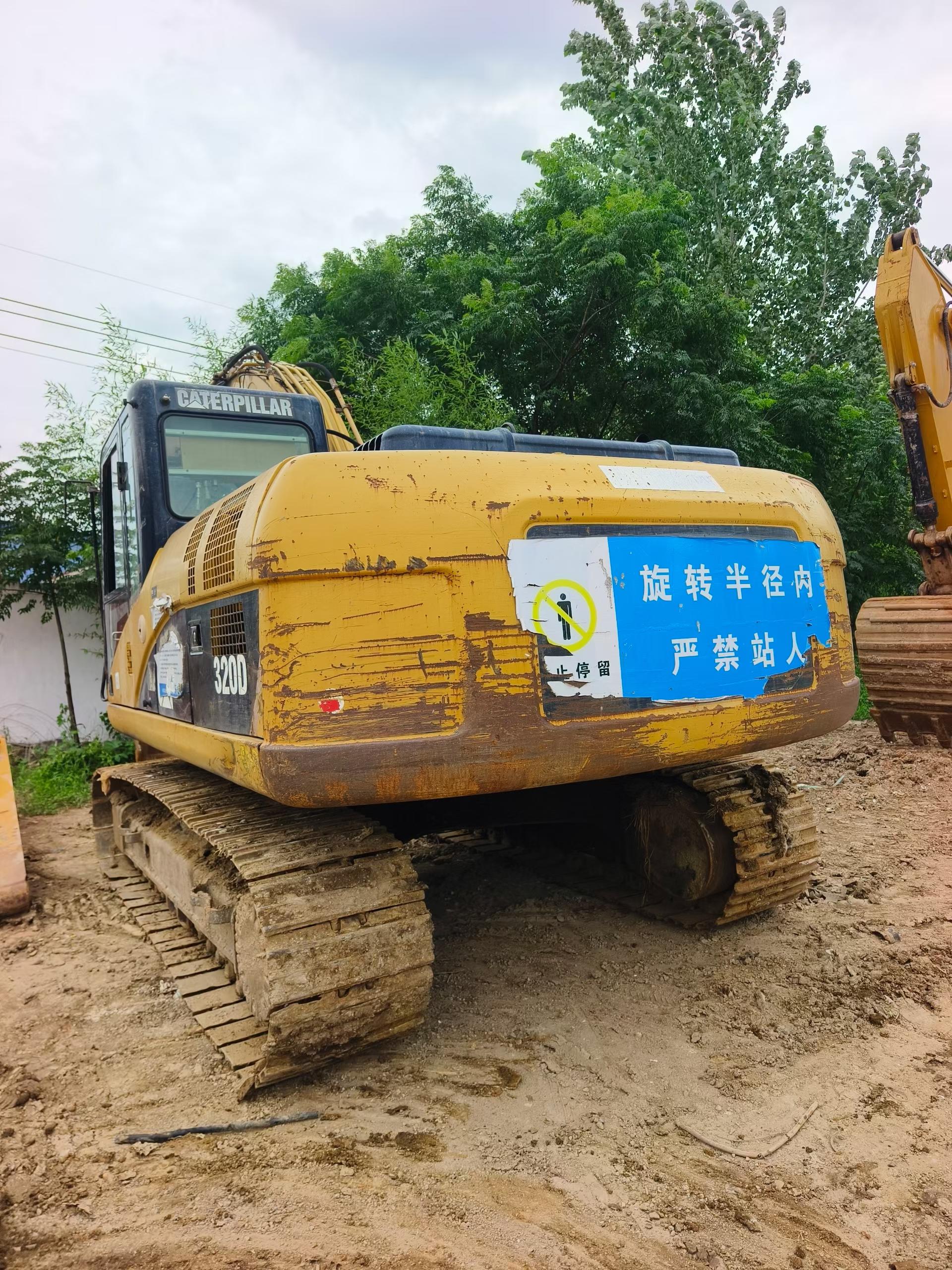 Buy Caterpillar 320D Used Excavator / 2