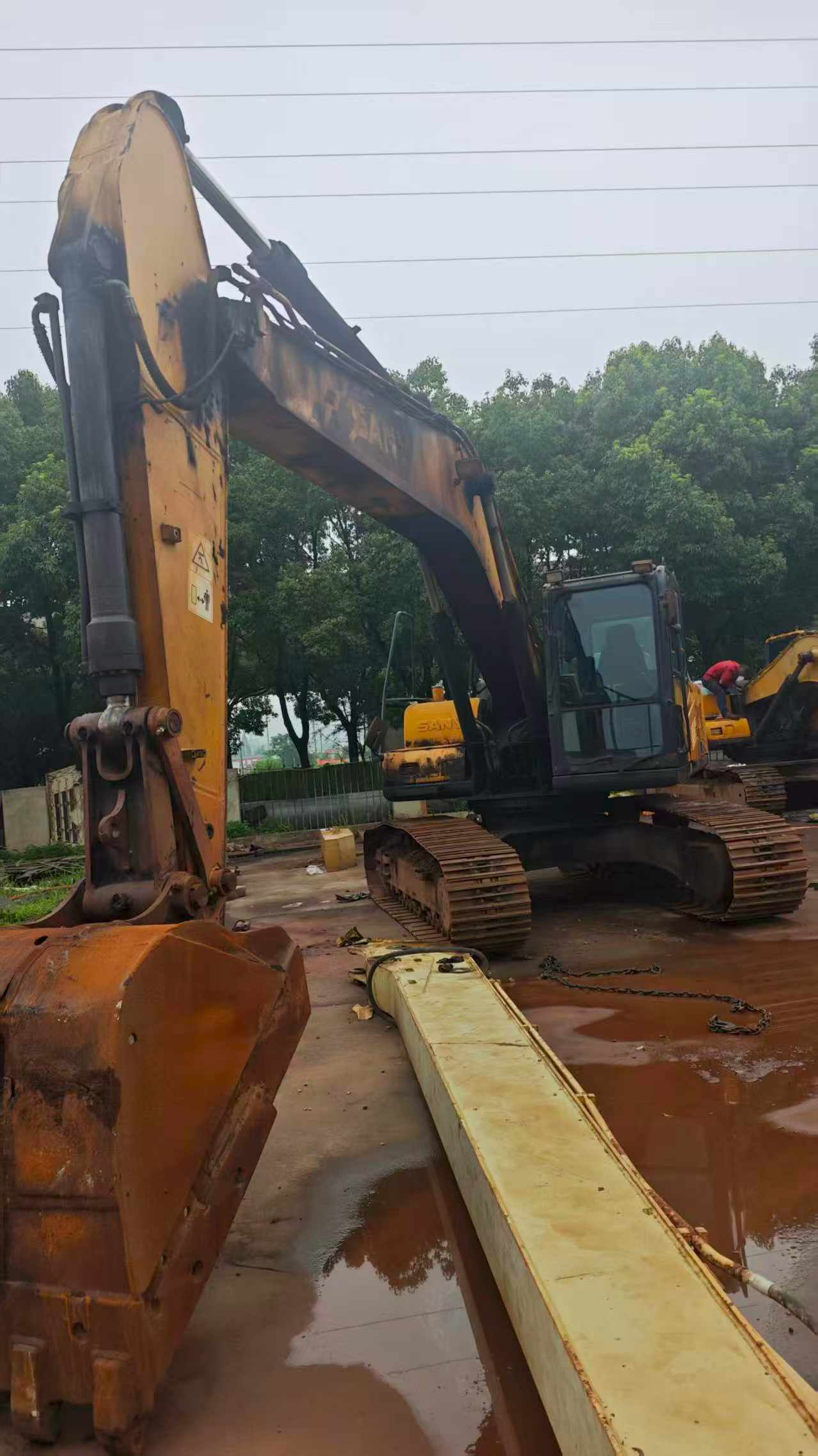 Buy Sany SY195C Used Excavator / 2
