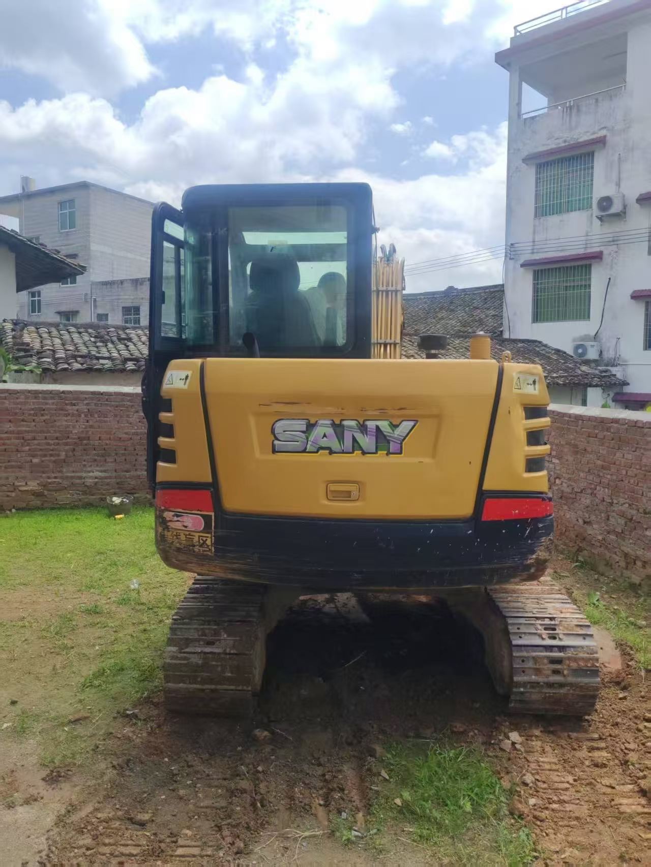 Buy Sany SY60 Used Excavator / 2