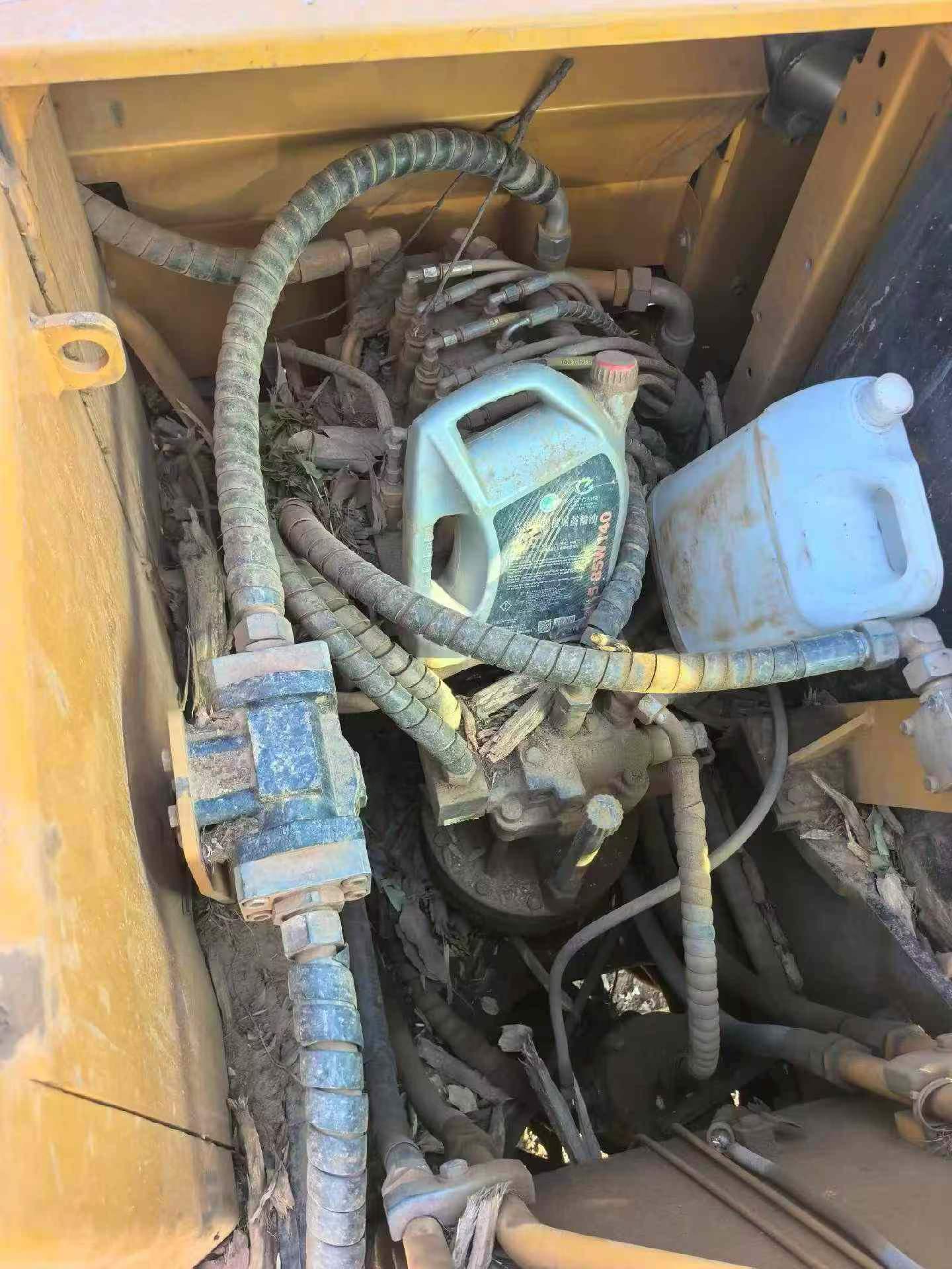 Buy Sany SY135 Used Excavator / 5