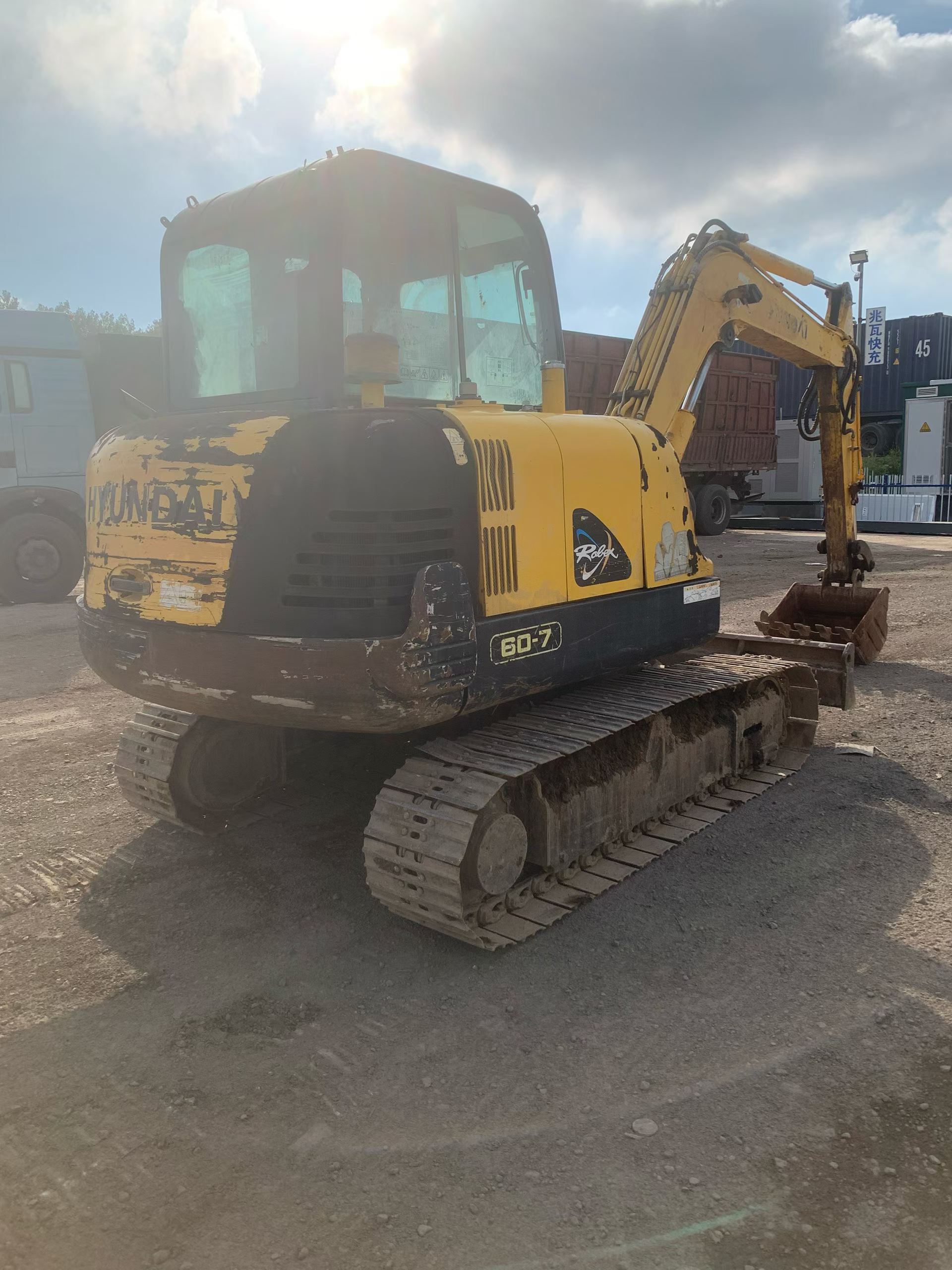 Buy Hyundai HX60 Used Excavator / 2