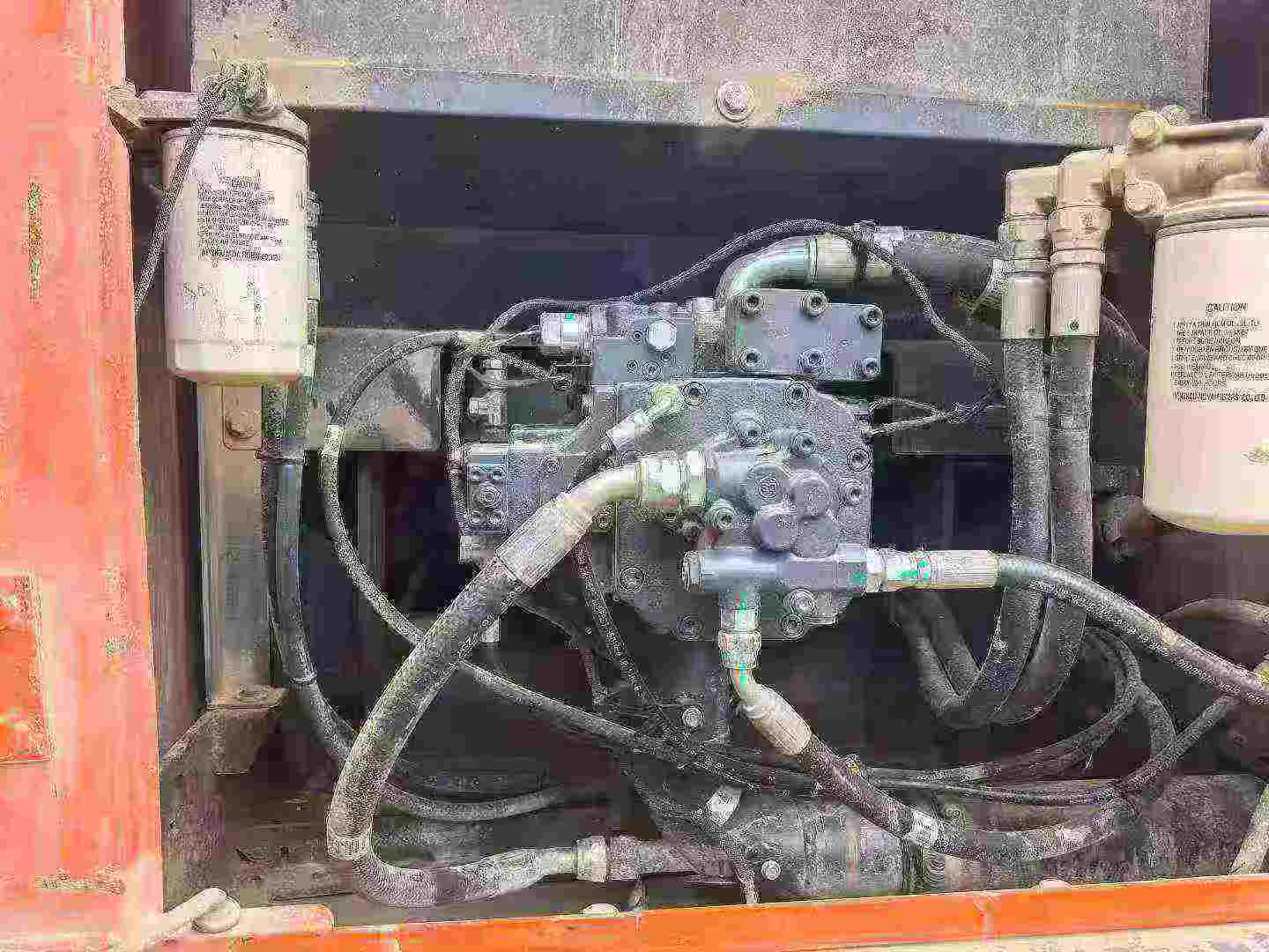 Buy Doosan DH215-7 Used Excavator / 4