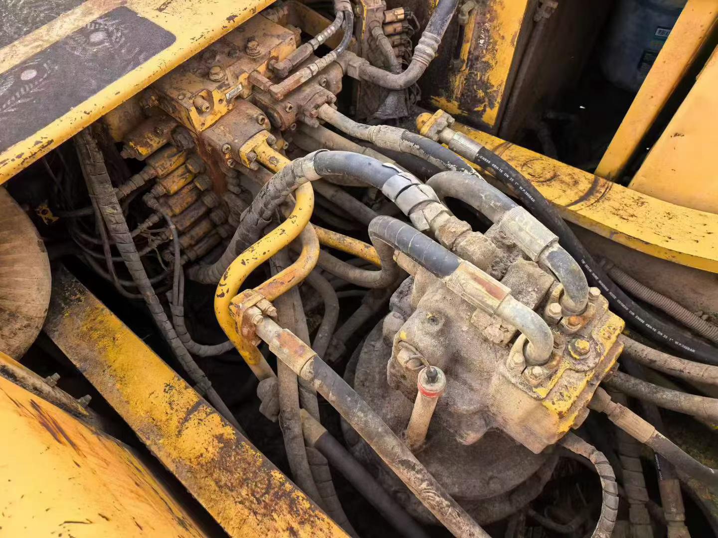 Buy Komatsu PC360-7 Used Excavator / 3