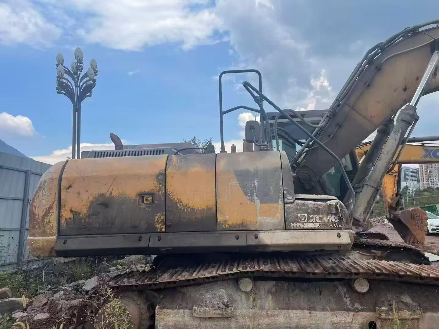 Купить XCMG XE335C Подержанный Экскаватор Купить XCMG XE335C Подержанный Экскаватор