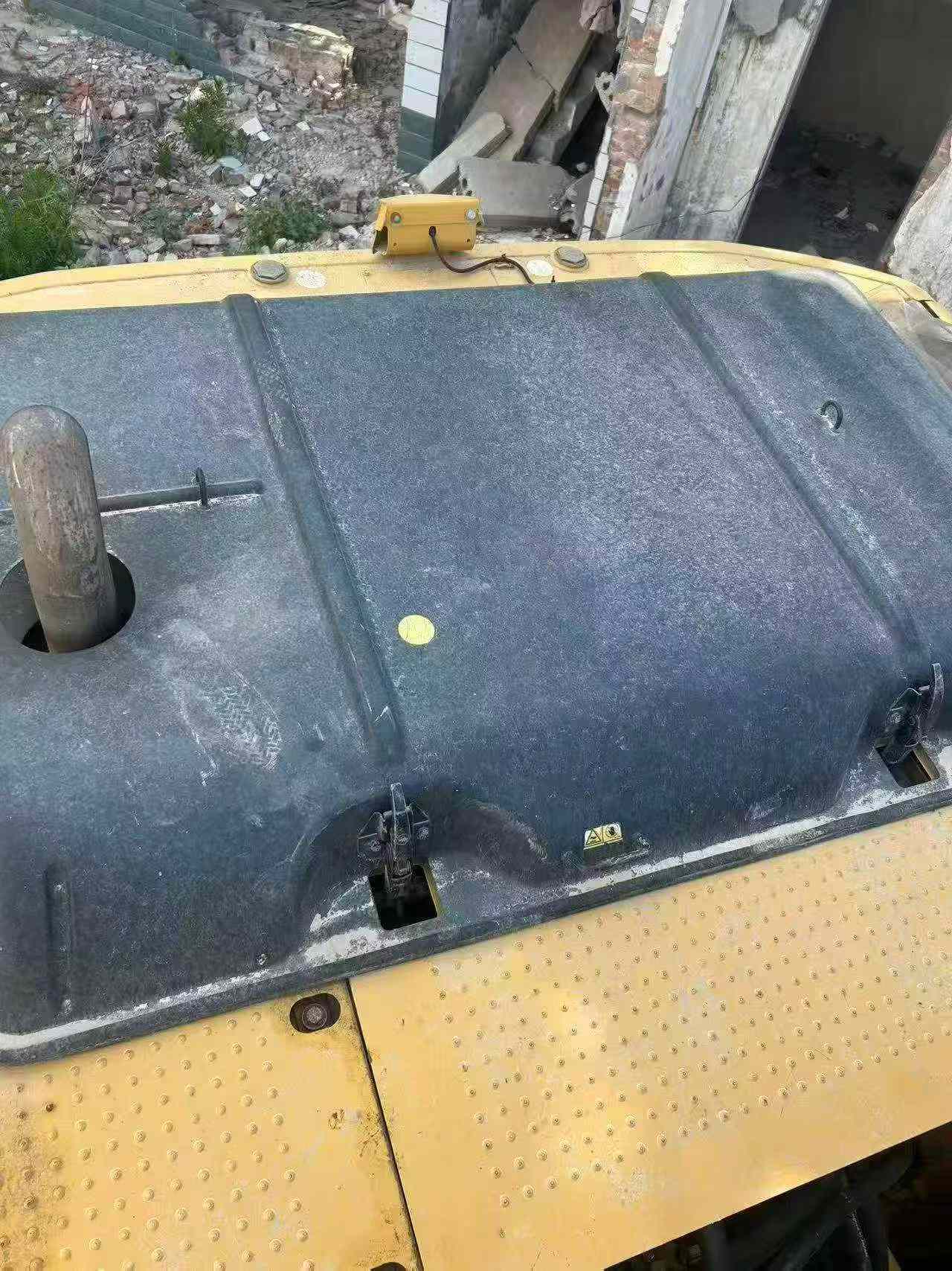 Buy Caterpillar 320D Used Excavator / 8