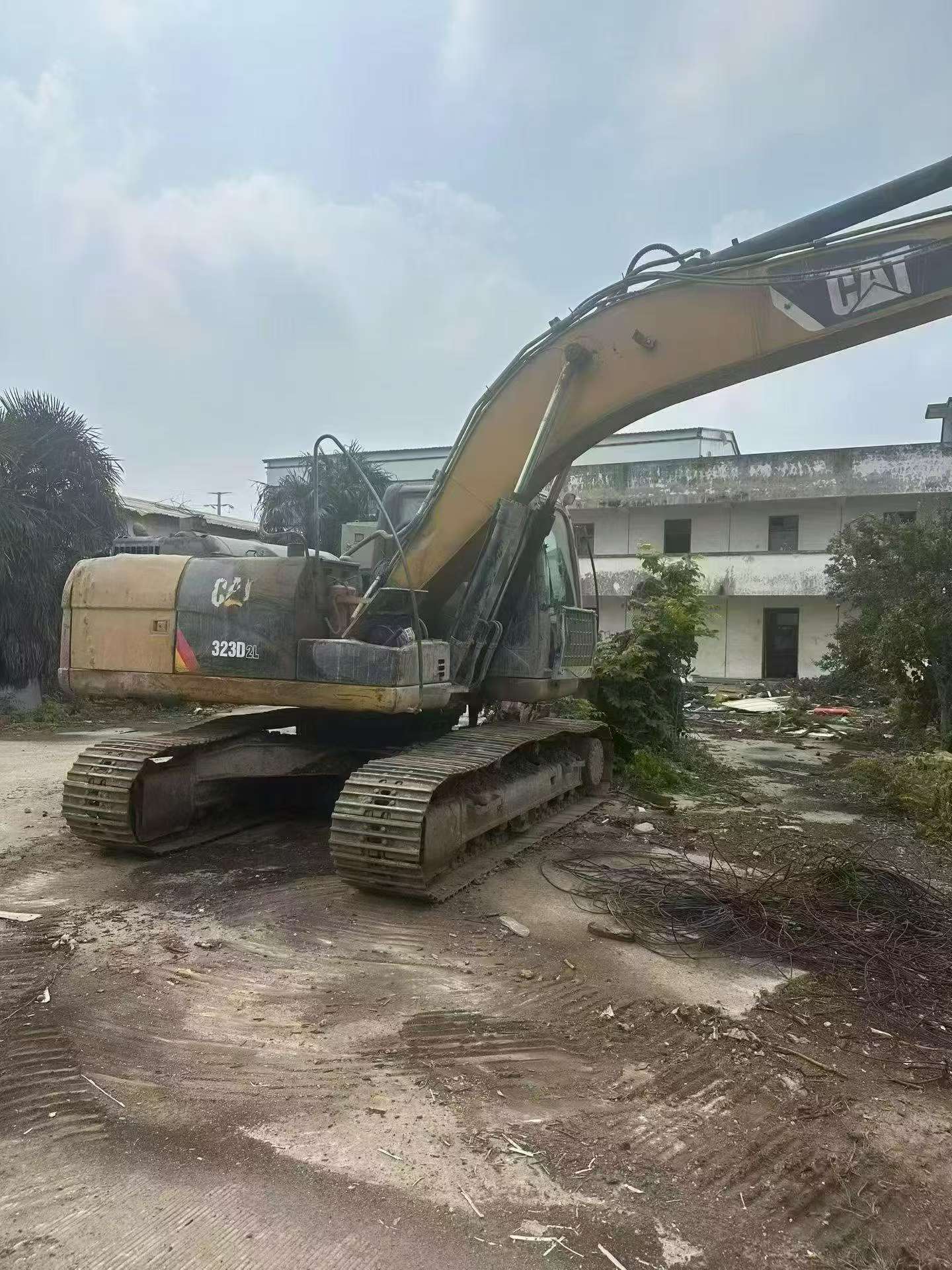 Buy Caterpillar 320A Used Excavator / 2